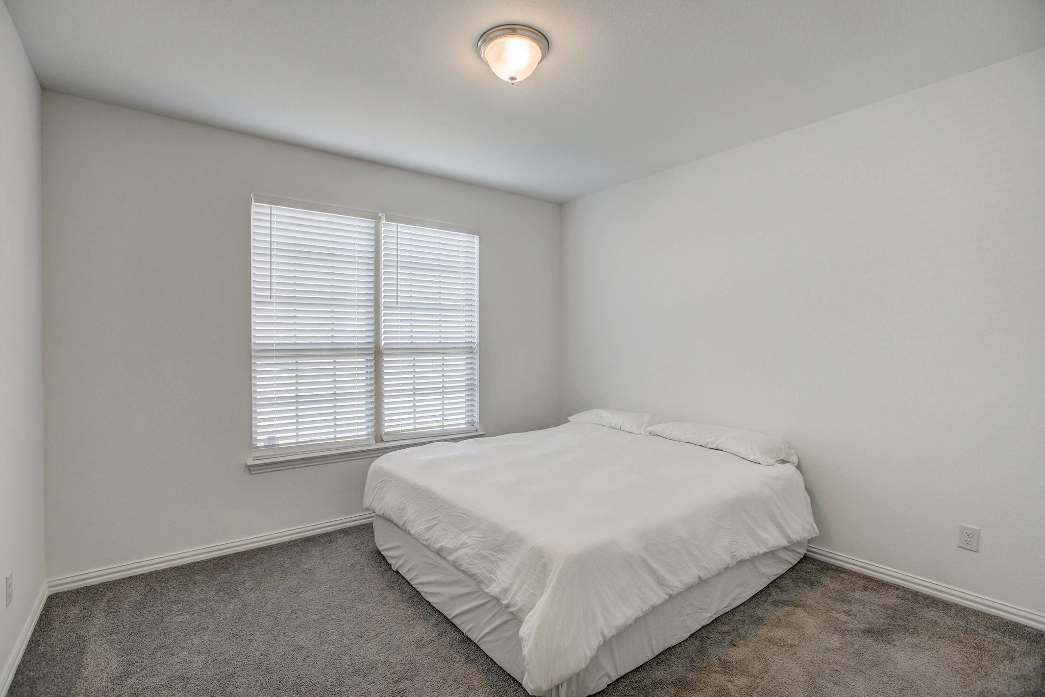 308 Monteforte Rd, Hutto, TX 78634