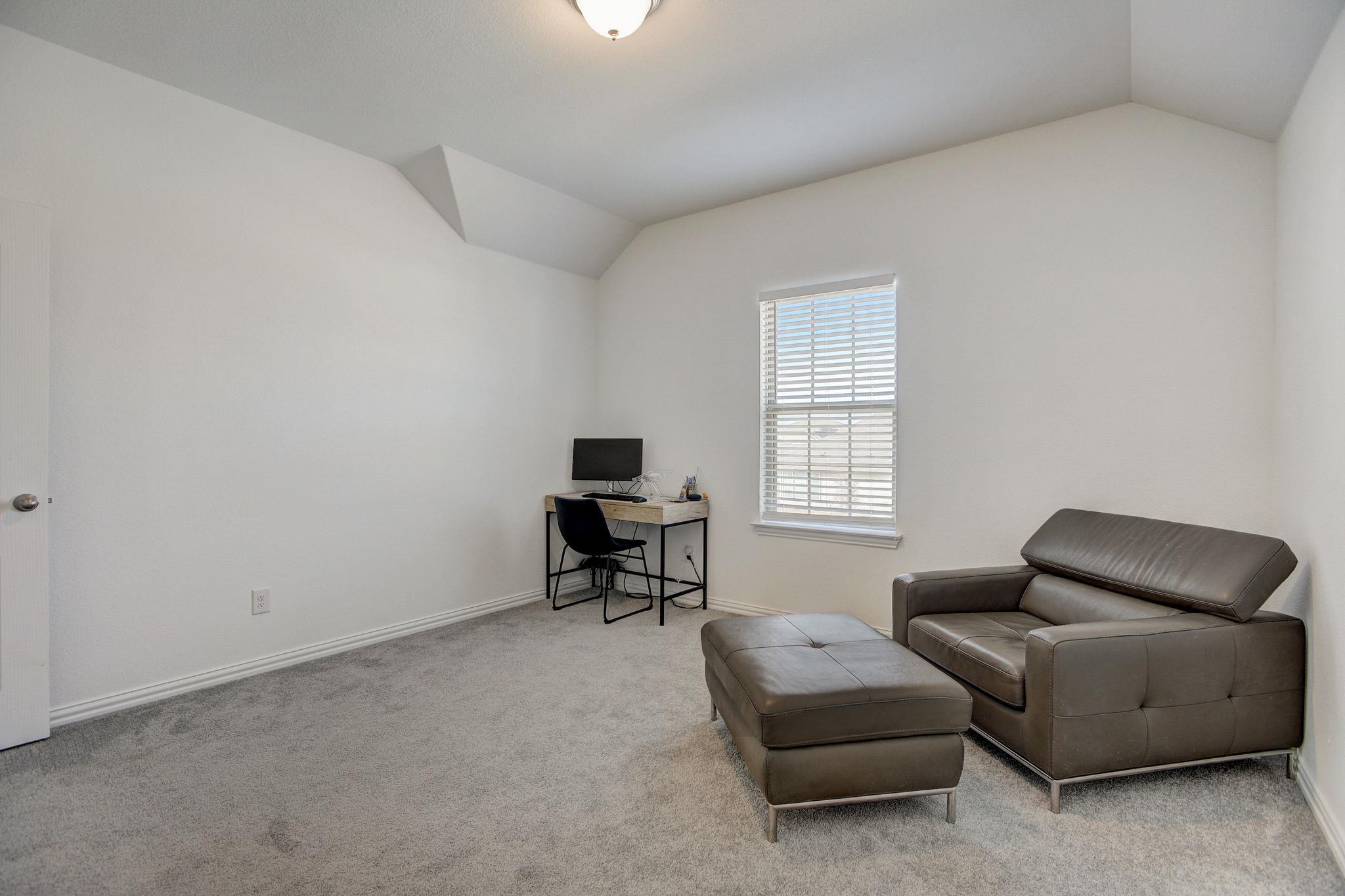 308 Monteforte Rd, Hutto, TX 78634