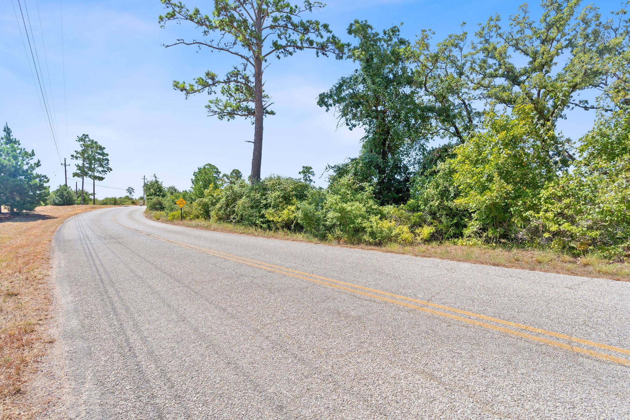 400 McAllister Rd, Bastrop, TX 78602