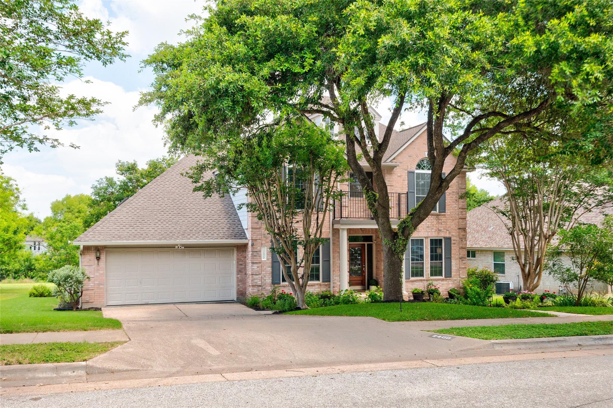 2400 Dunes Dr, Pflugerville, TX 78660