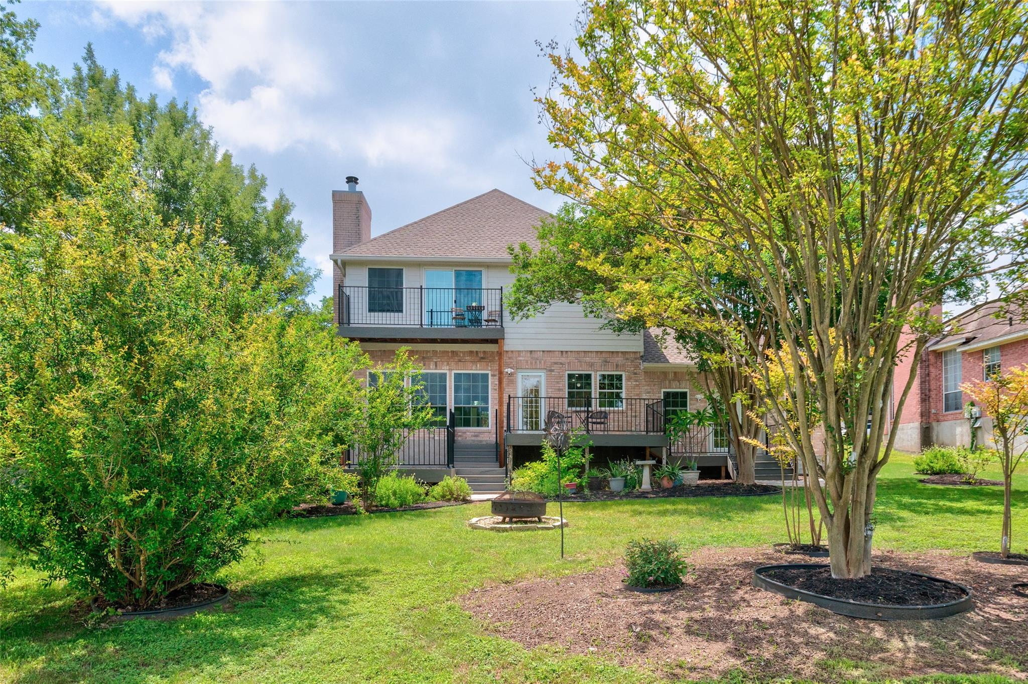 2400 Dunes Dr, Pflugerville, TX 78660