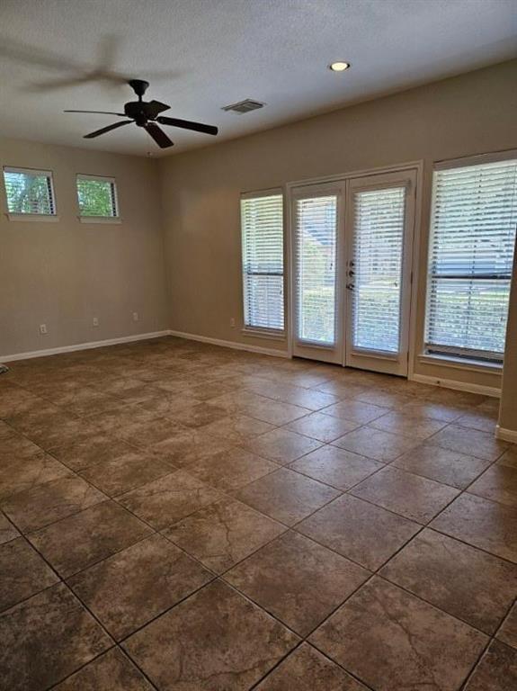 11400 W Parmer Ln W # 27, Cedar Park, TX 78613