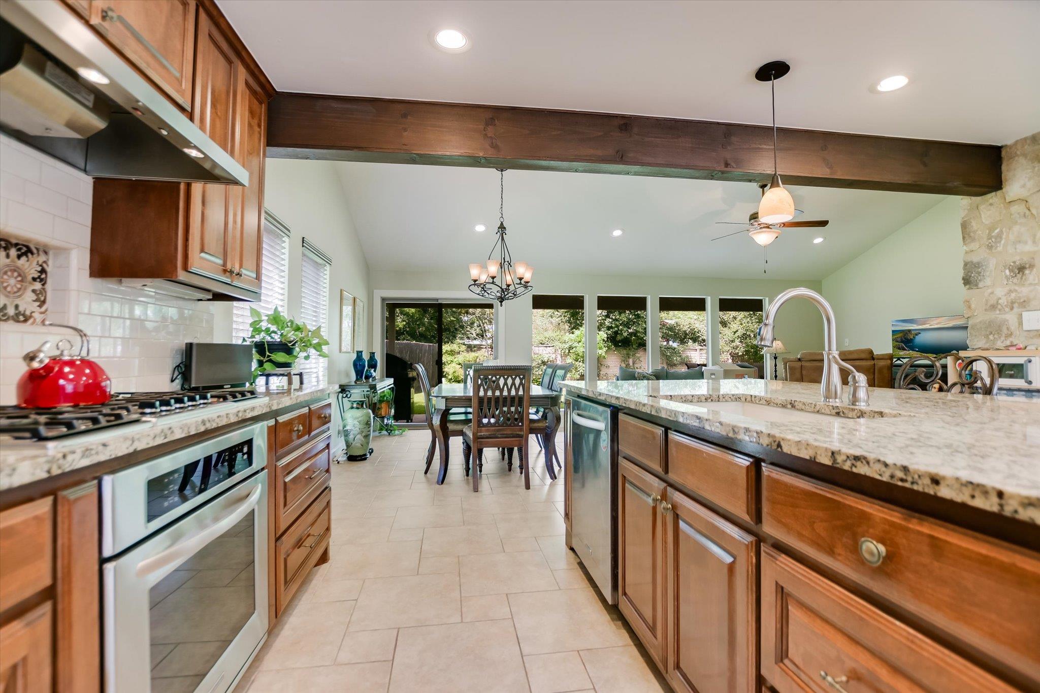 4806 Canyonbend Cir, Austin, TX 78735