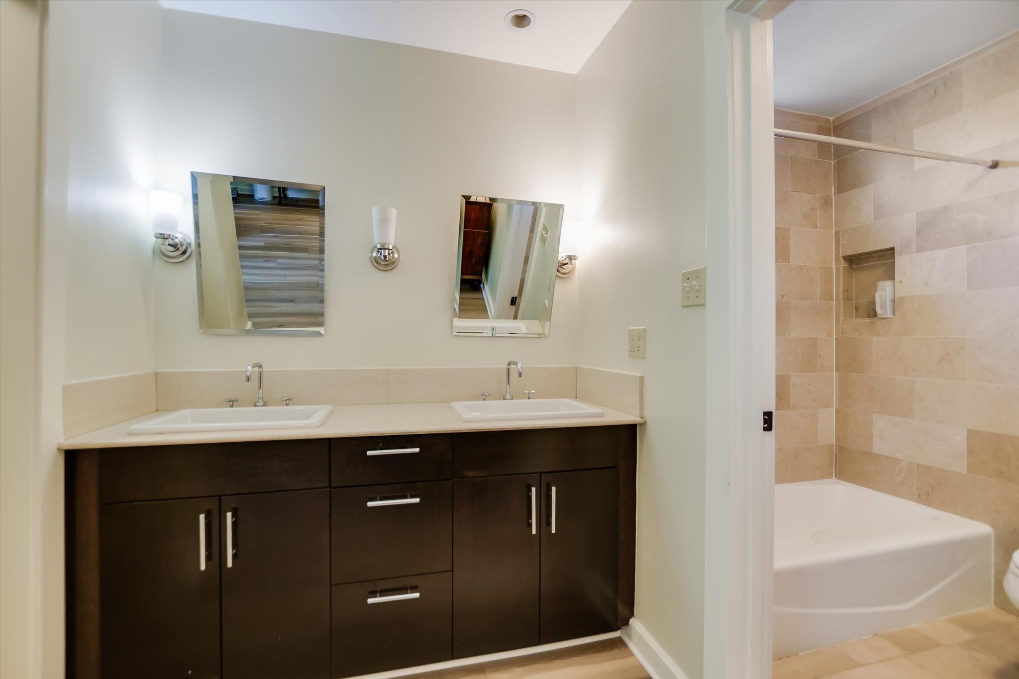 4806 Canyonbend Cir, Austin, TX 78735