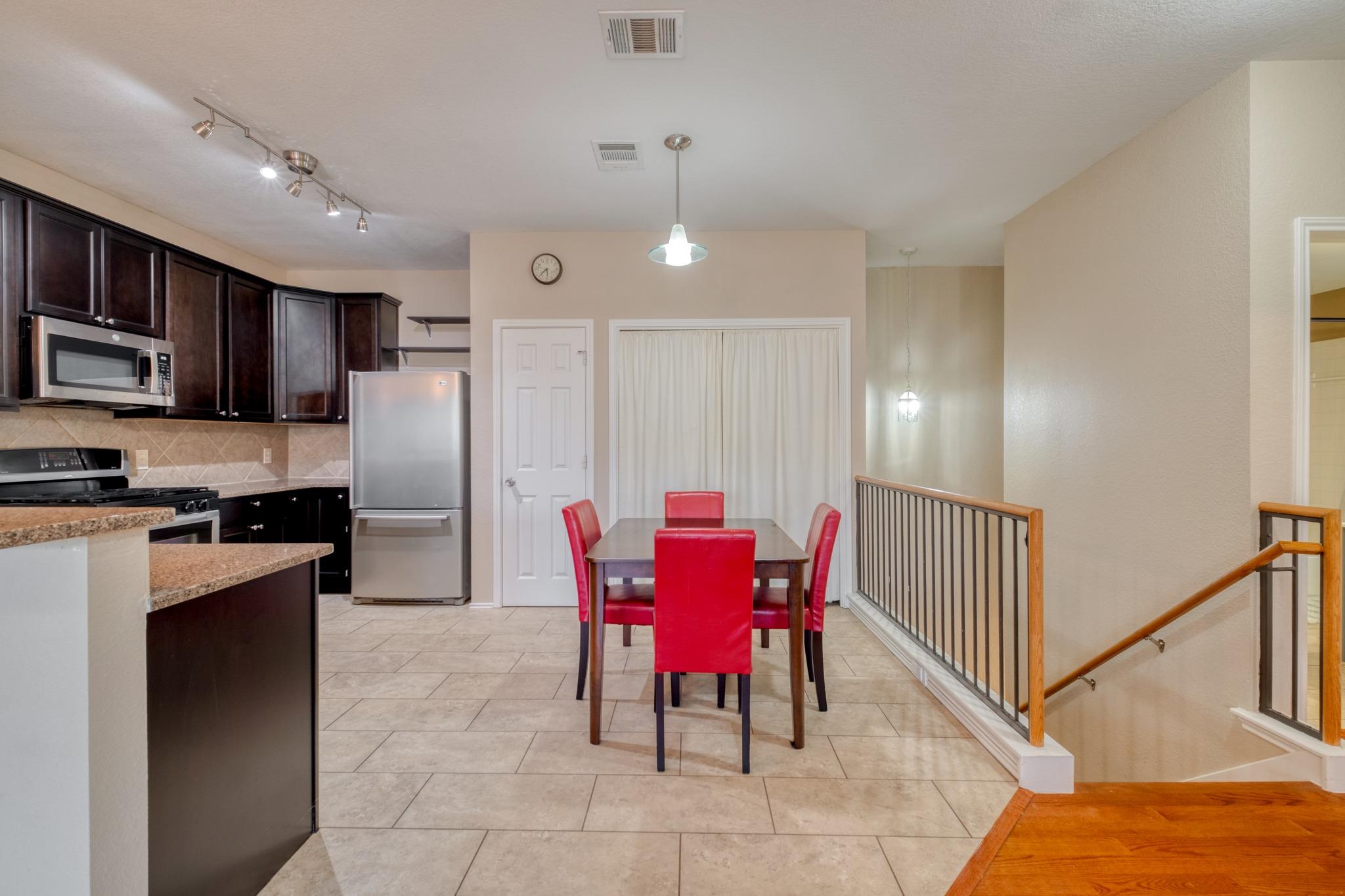 16100 S Great Oaks Dr # 901, Round Rock, TX 78681