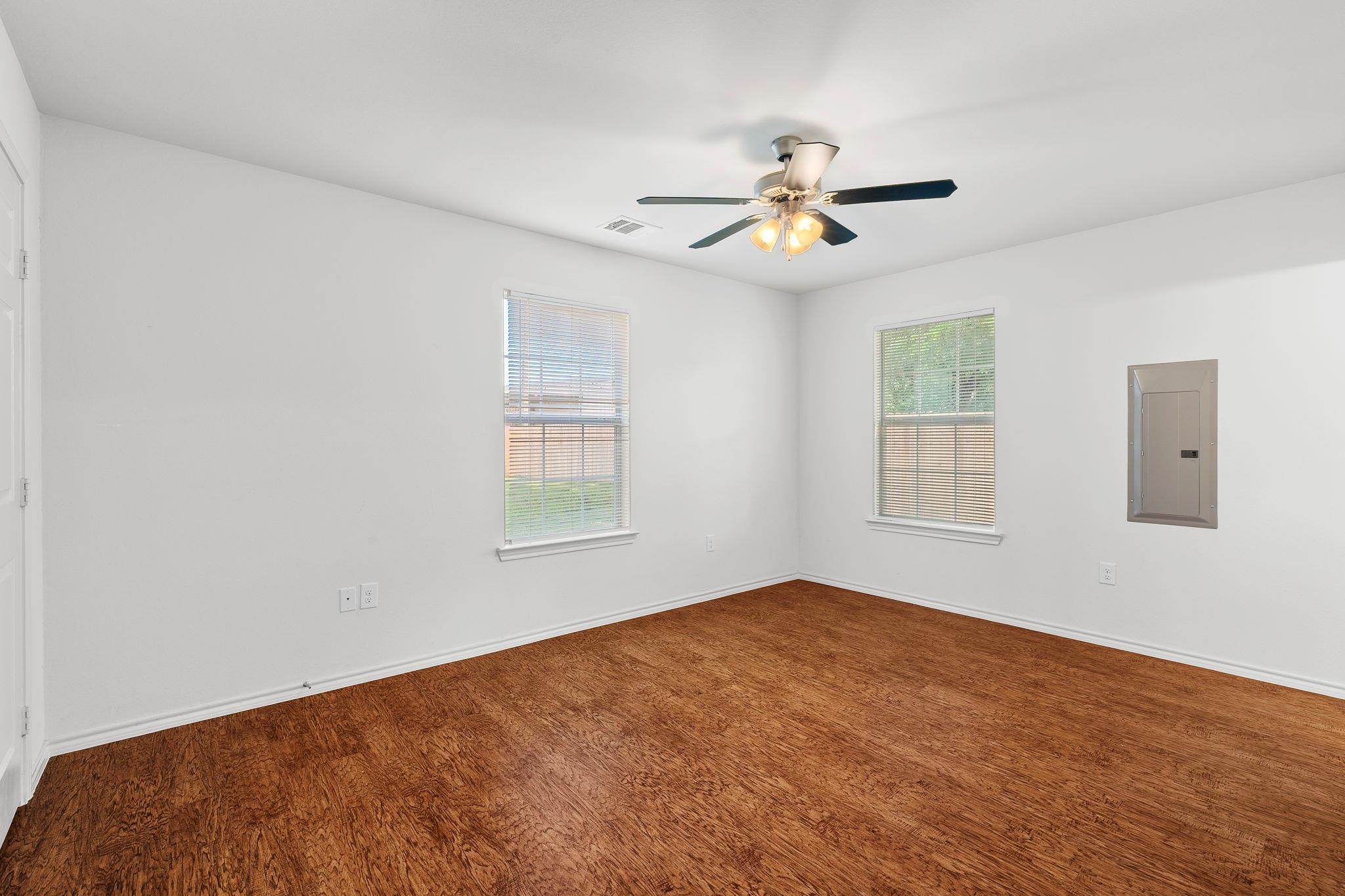 510 Neil St, Belton, TX 76513