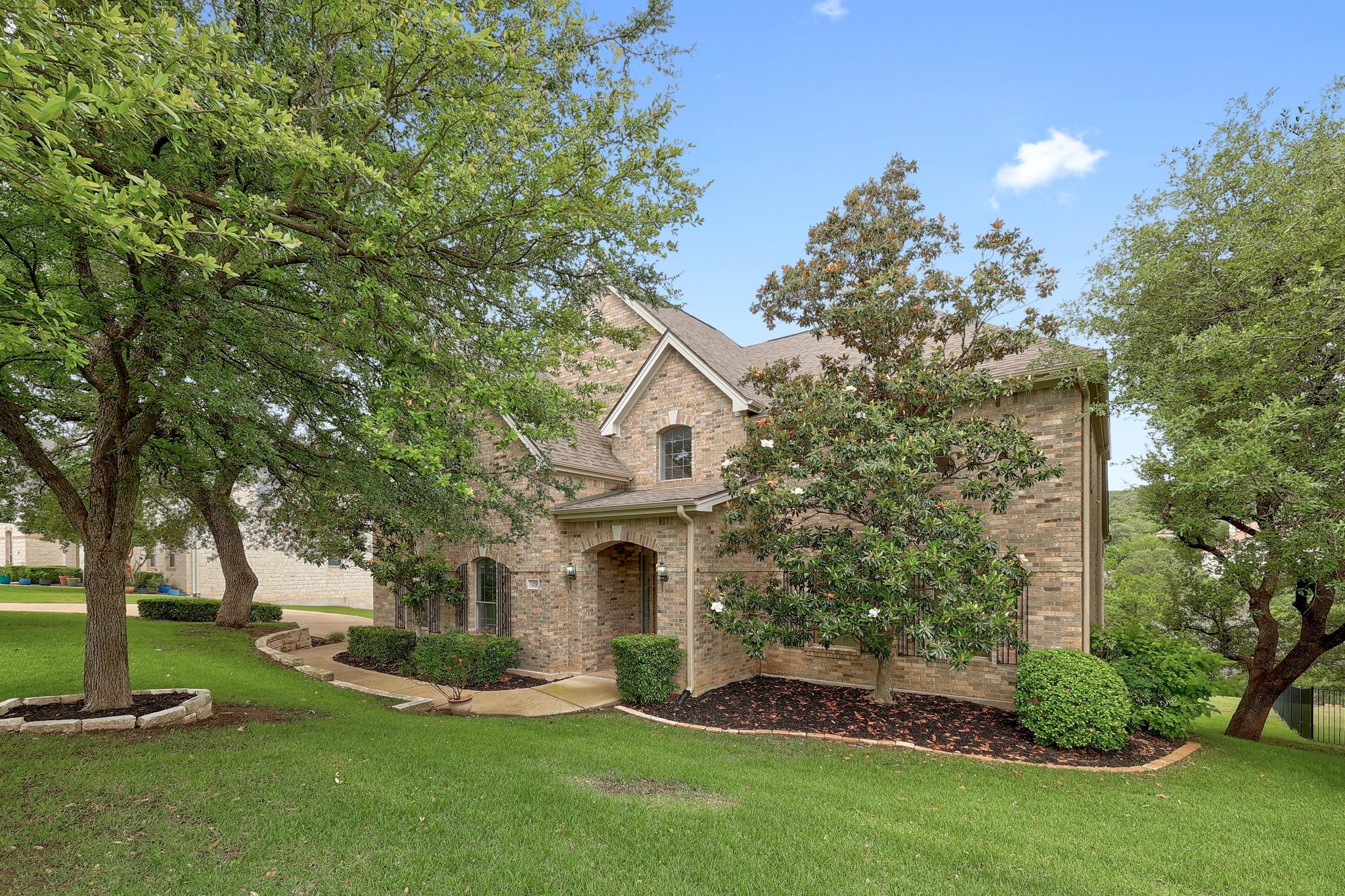 Lakeway, TX 78738