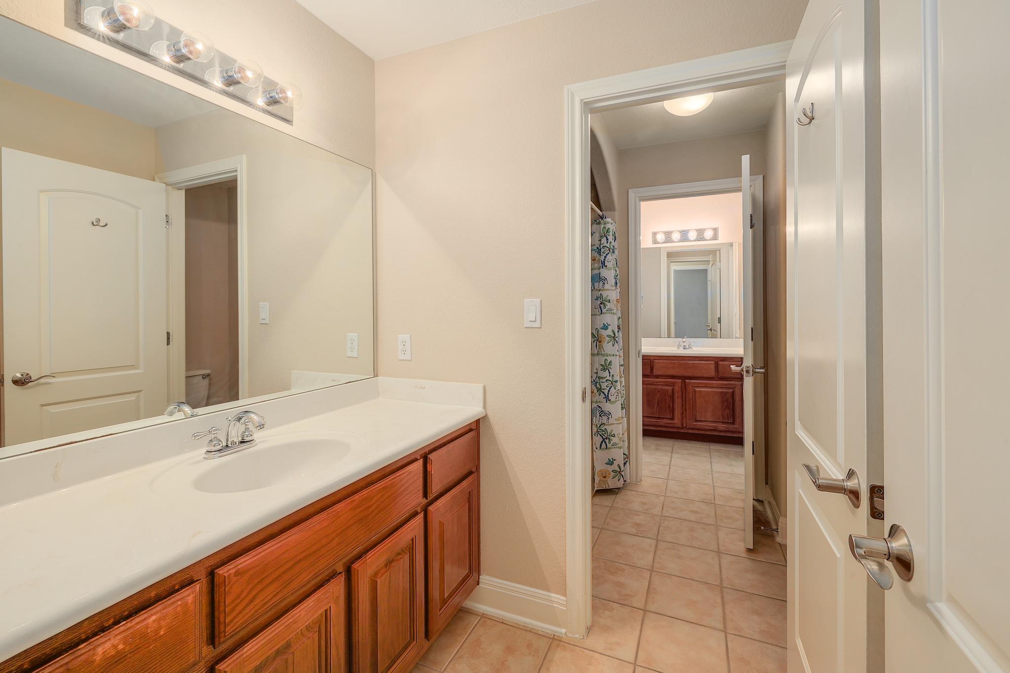 Lakeway, TX 78738