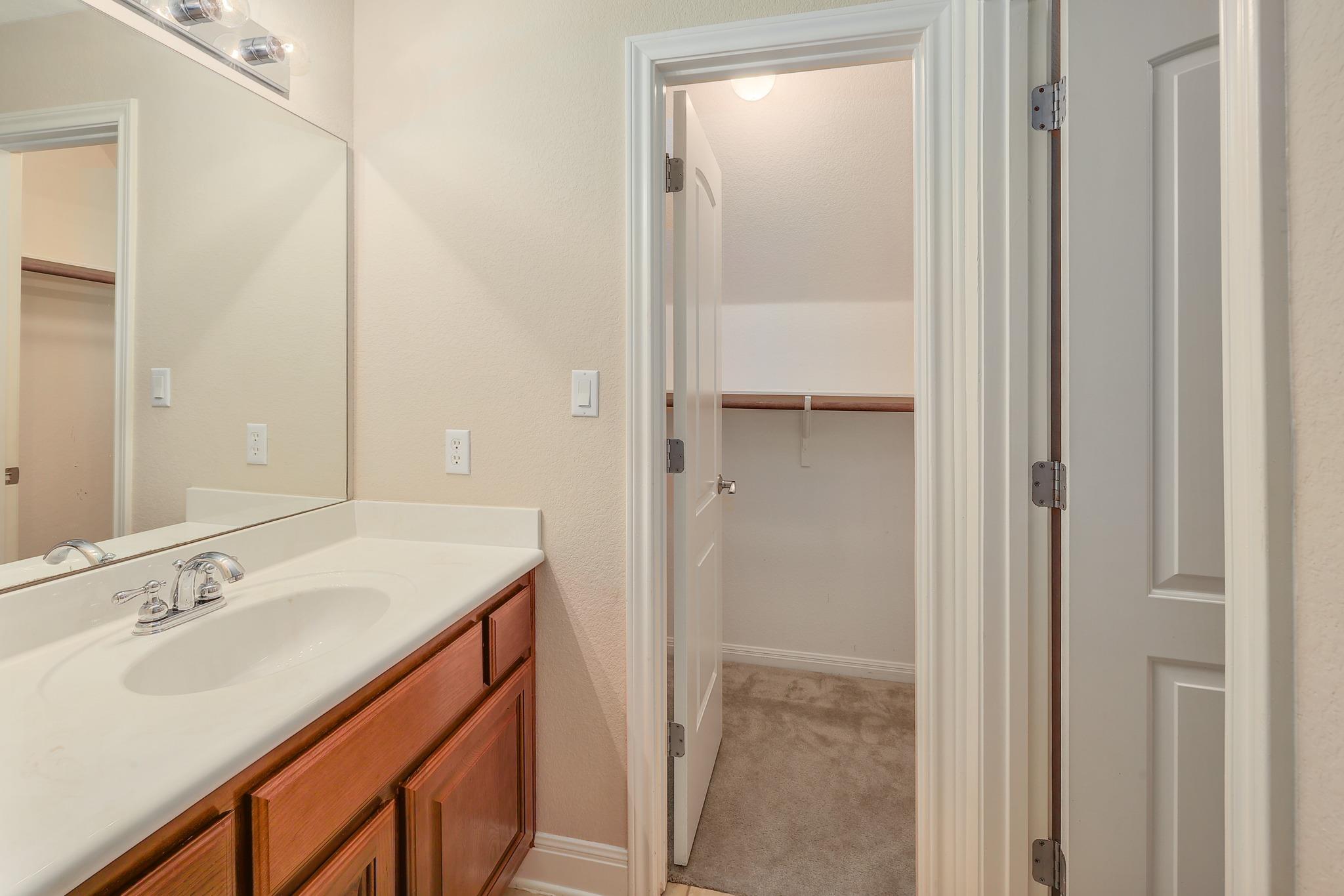 Lakeway, TX 78738