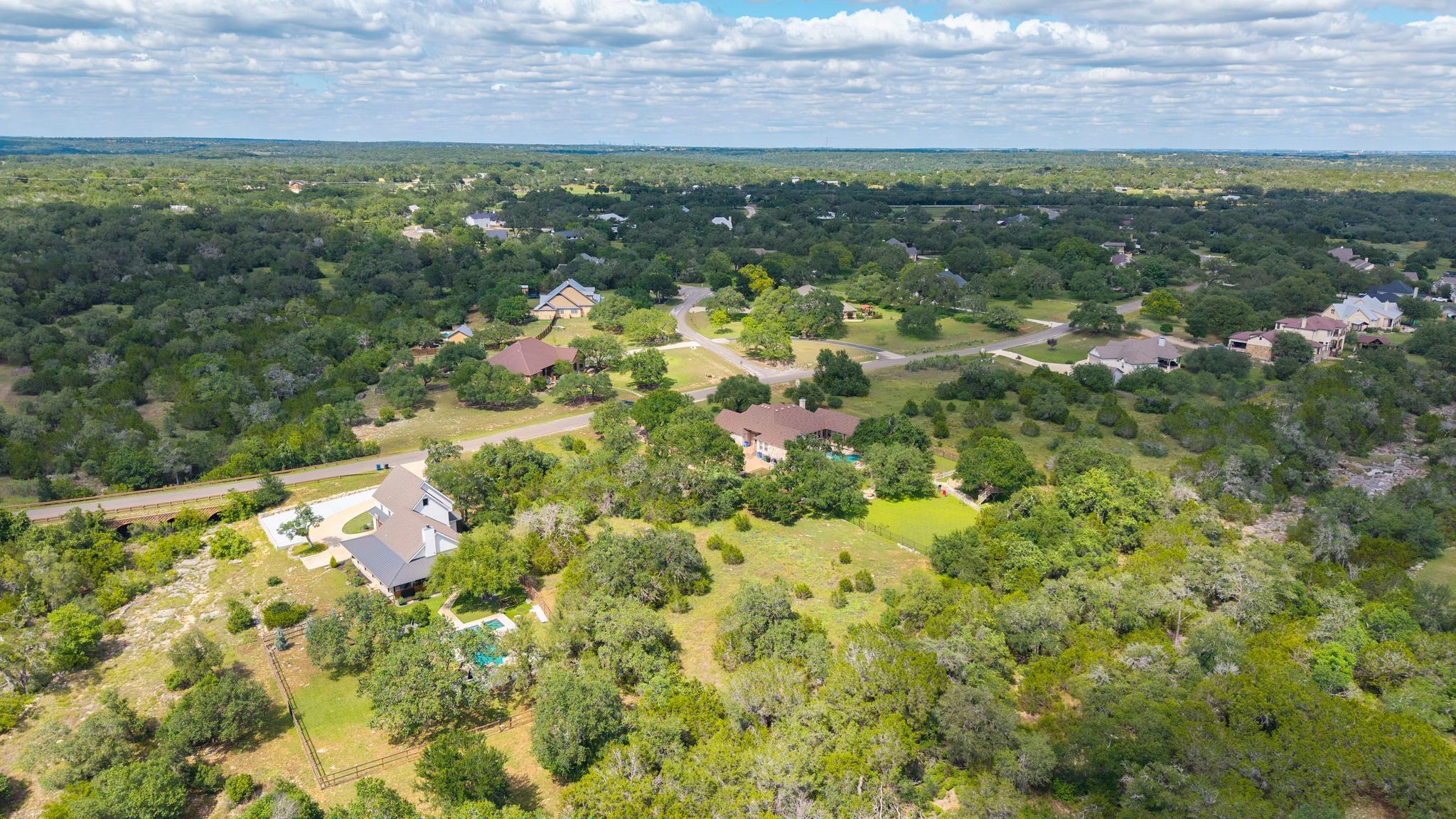 609 Yorks Xing, Driftwood, TX 78619
