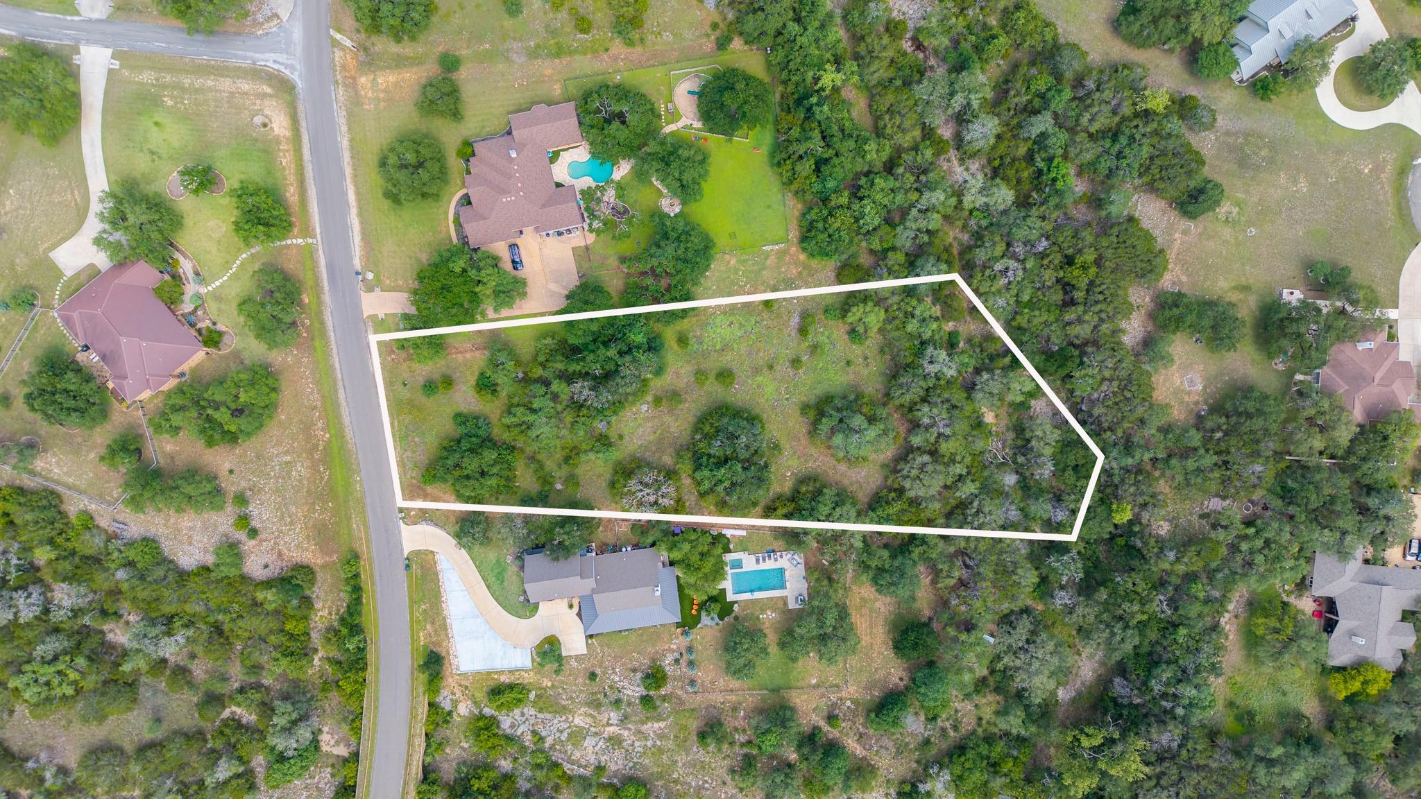 609 Yorks Xing, Driftwood, TX 78619