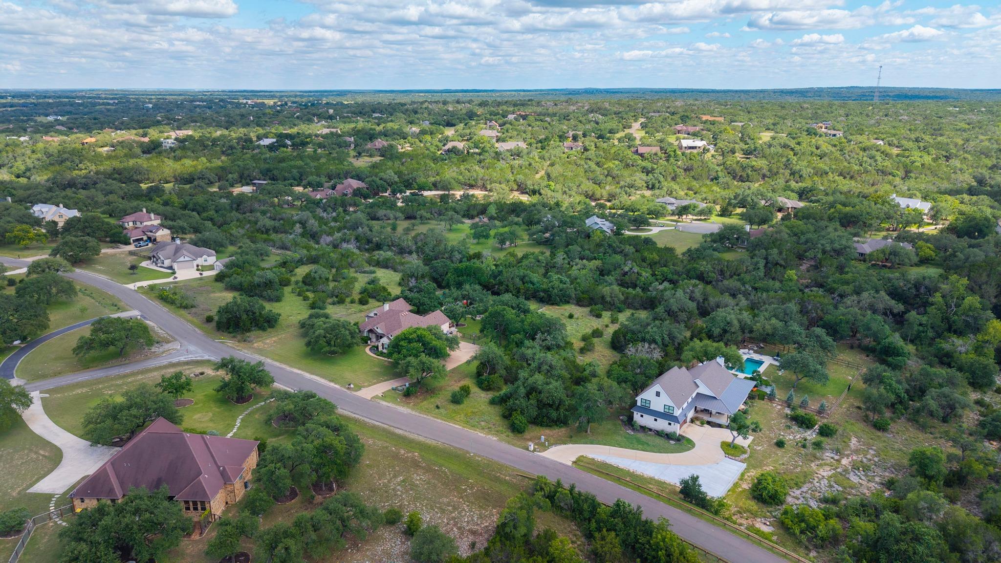 609 Yorks Xing, Driftwood, TX 78619
