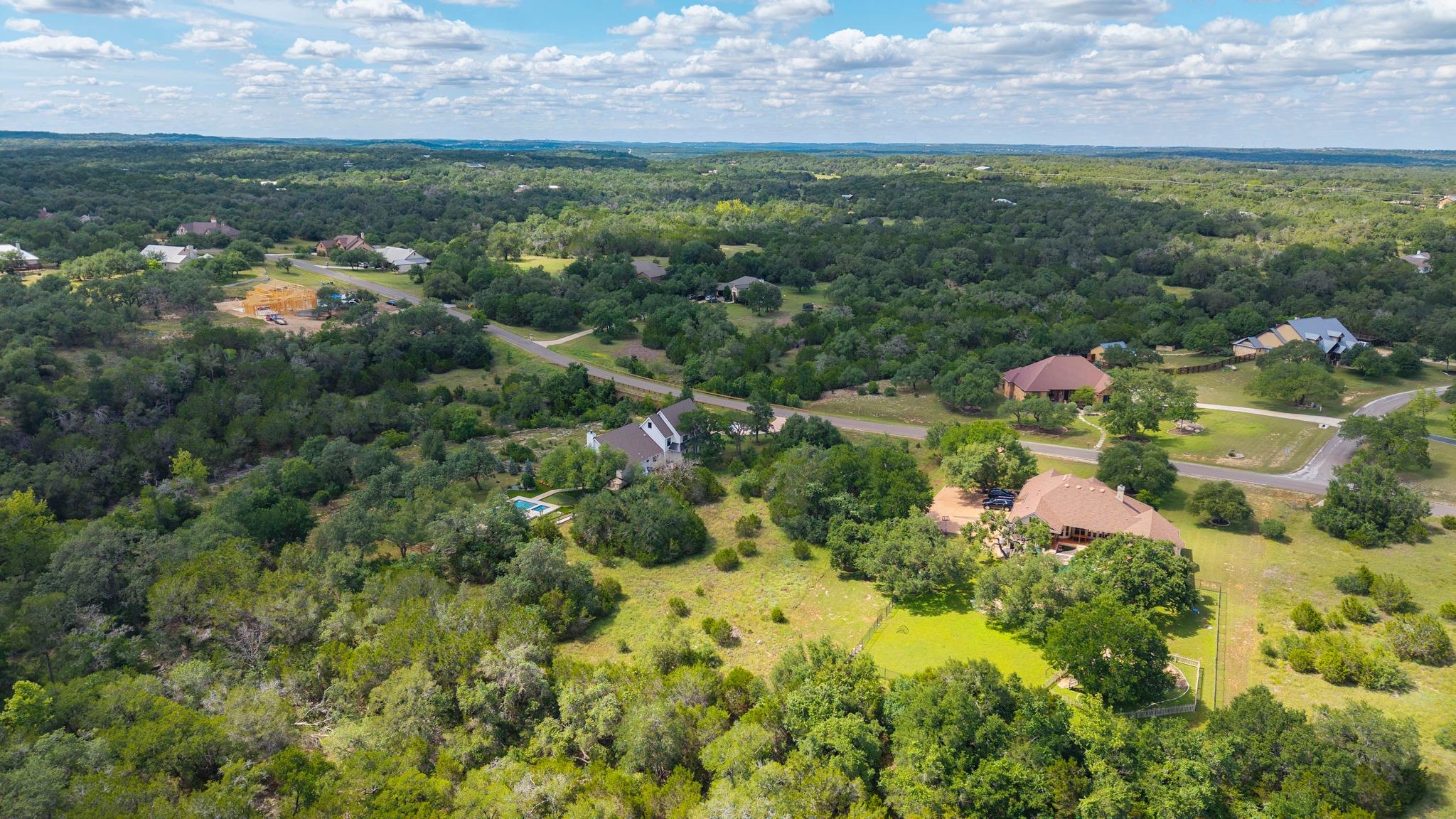 609 Yorks Xing, Driftwood, TX 78619