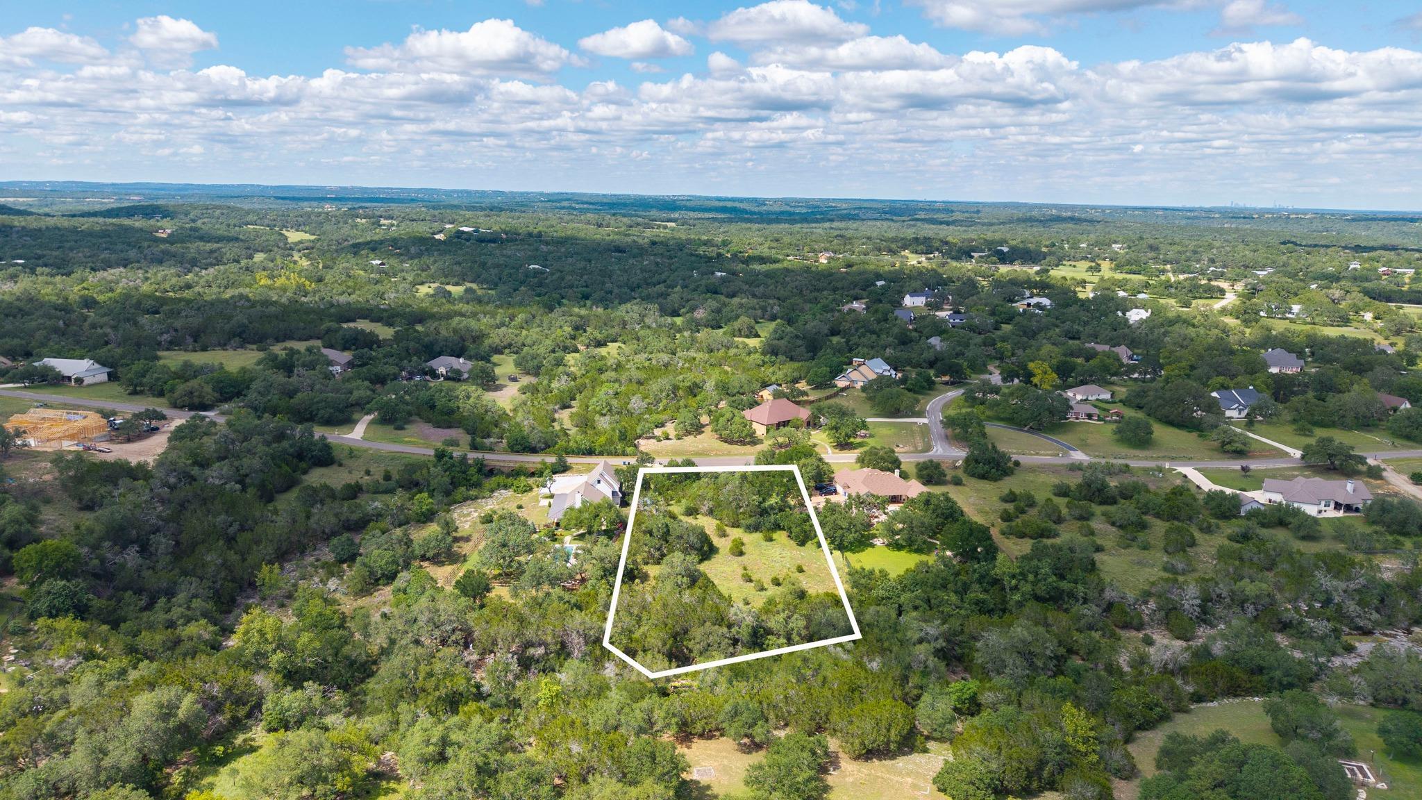 609 Yorks Xing, Driftwood, TX 78619