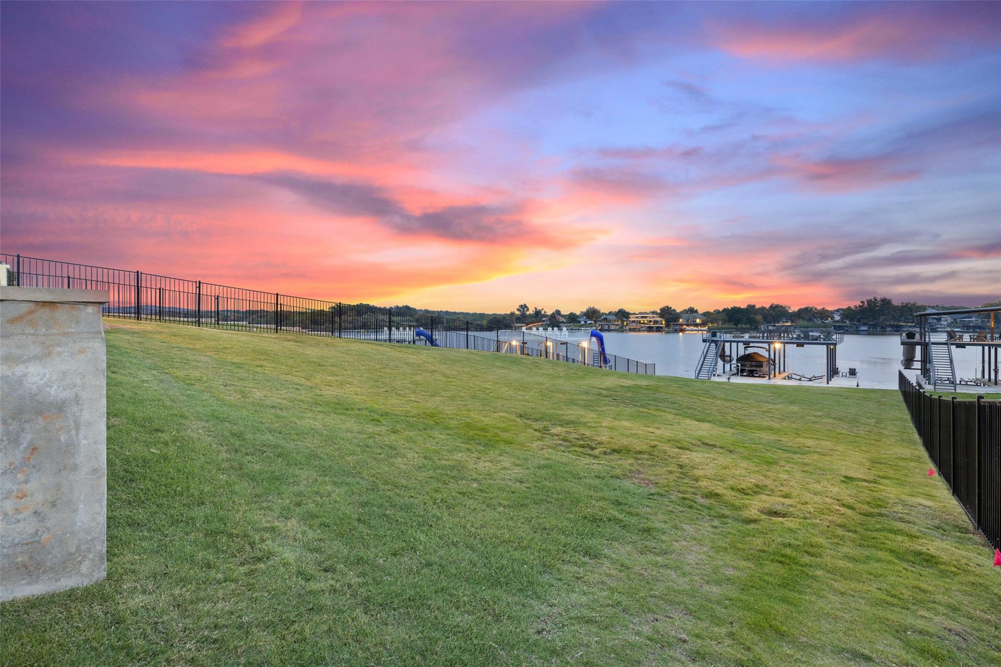 1298 Euel Moore Dr, Kingsland, TX 78639