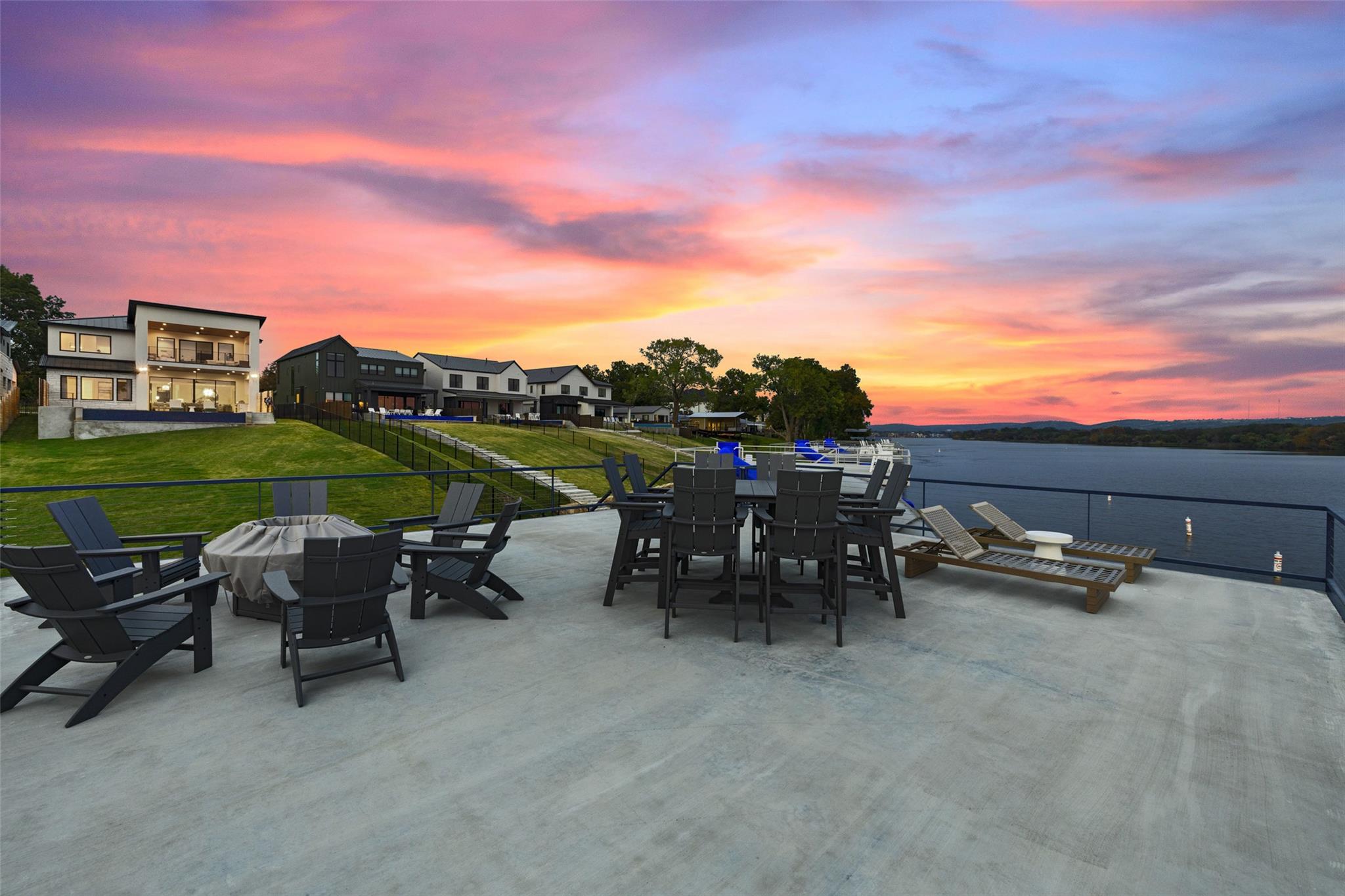 1298 Euel Moore Dr, Kingsland, TX 78639