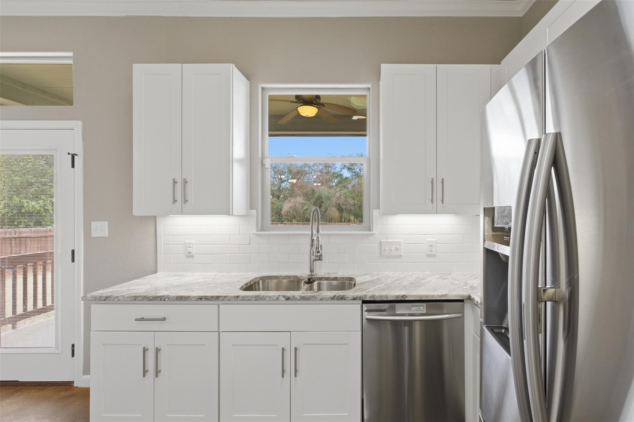182 Waipahoehoe Dr, Bastrop, TX 78602
