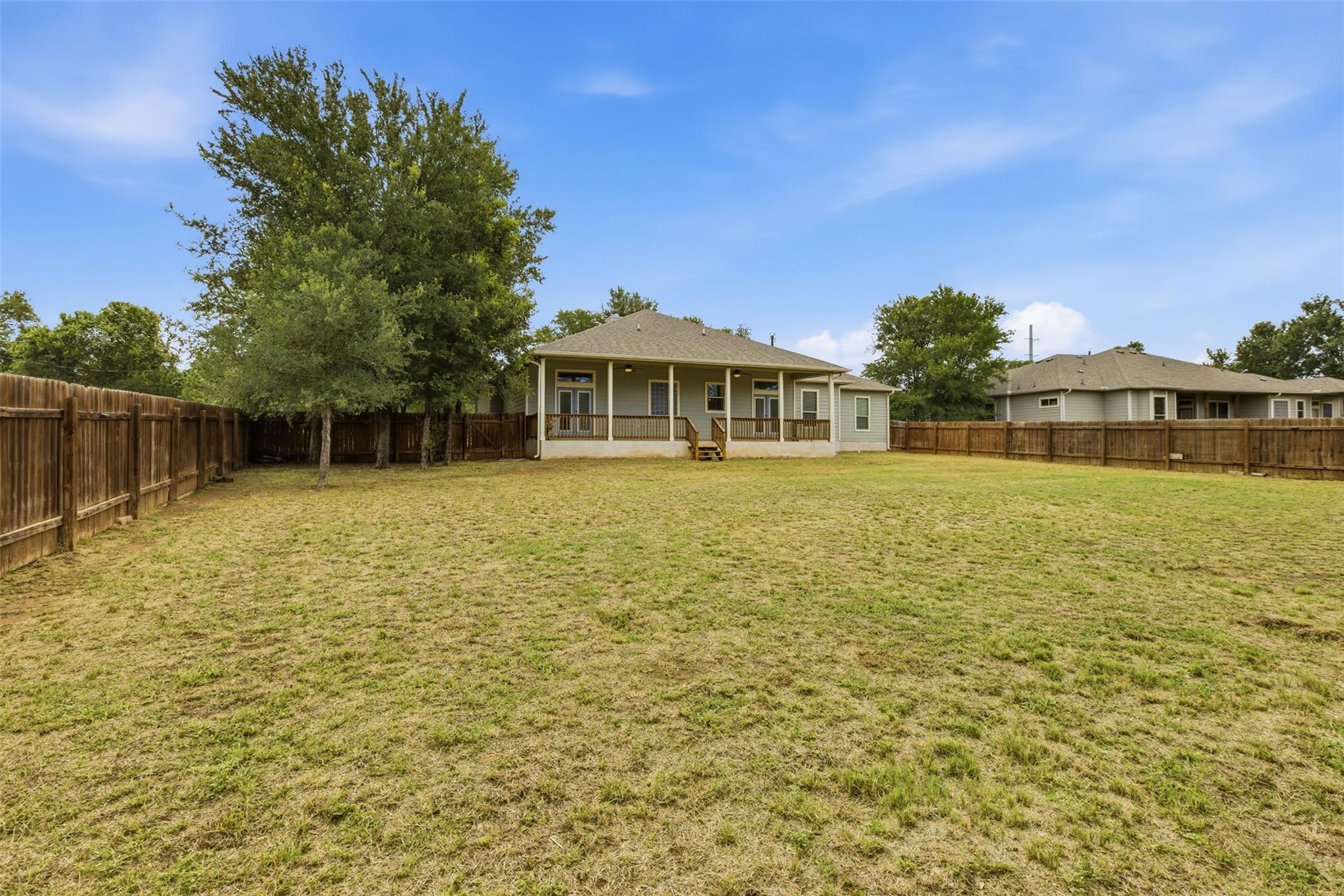 182 Waipahoehoe Dr, Bastrop, TX 78602