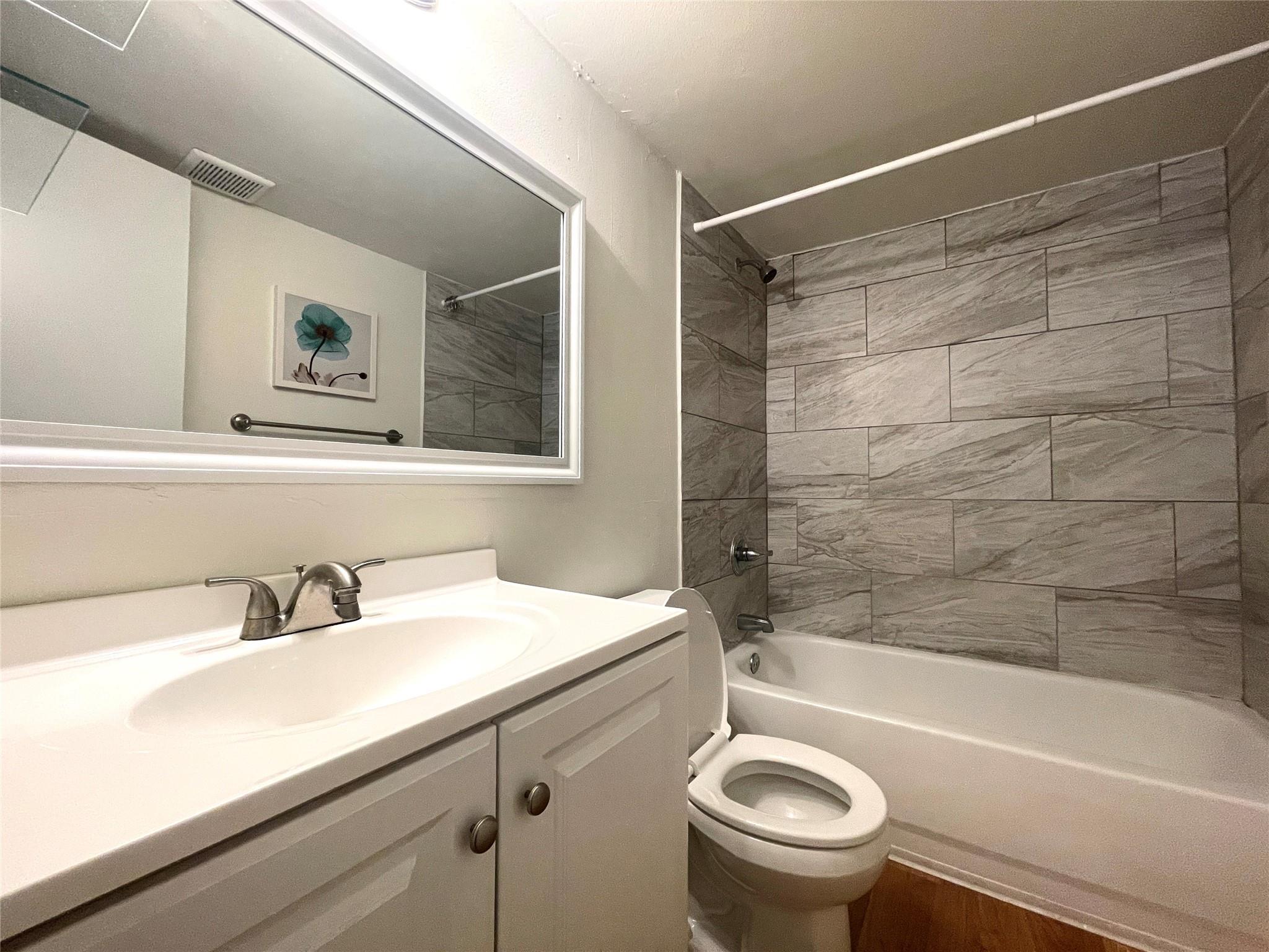 2207 Leon St # 309, Austin, TX 78705