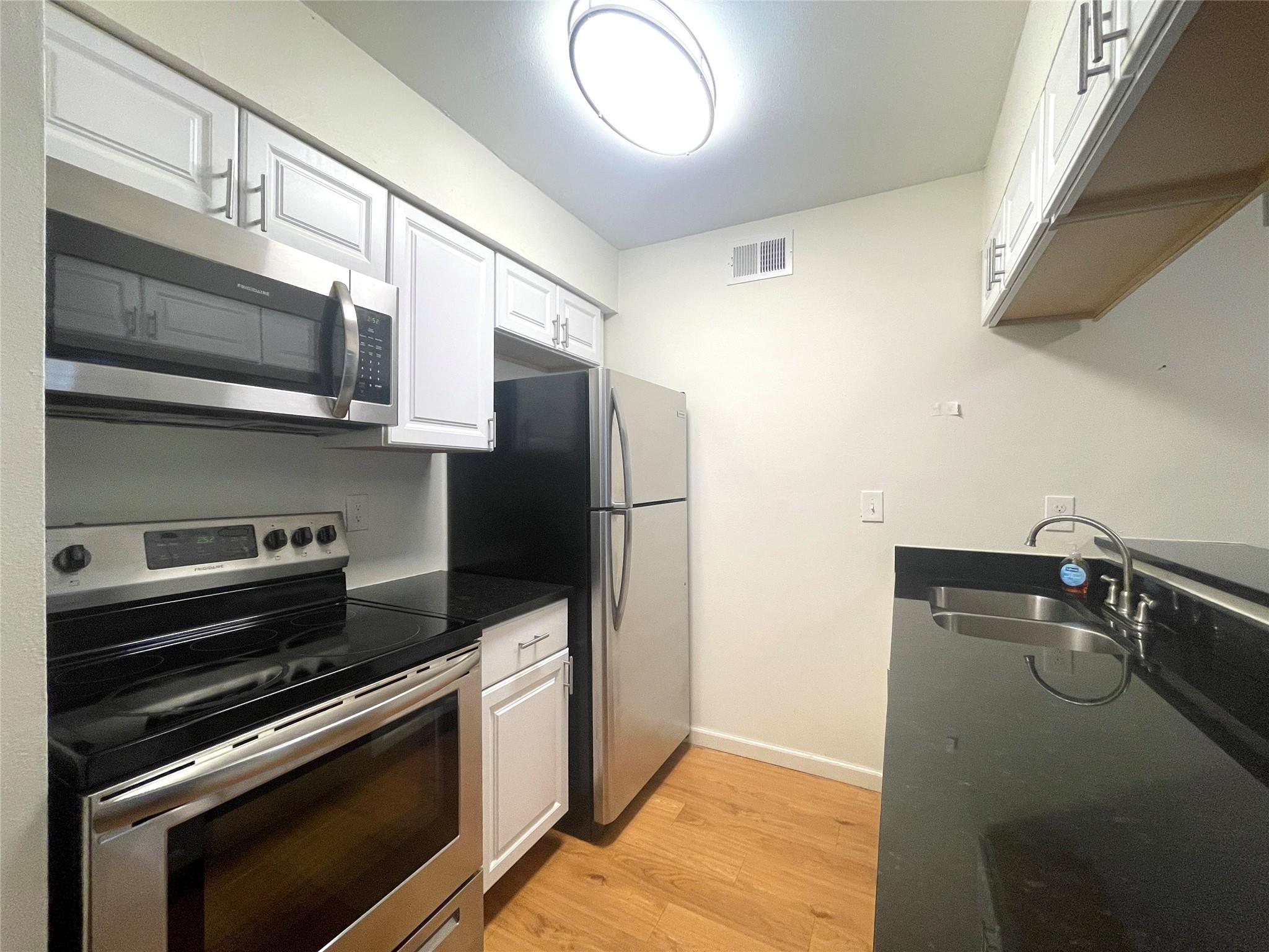 2207 Leon St # 309, Austin, TX 78705