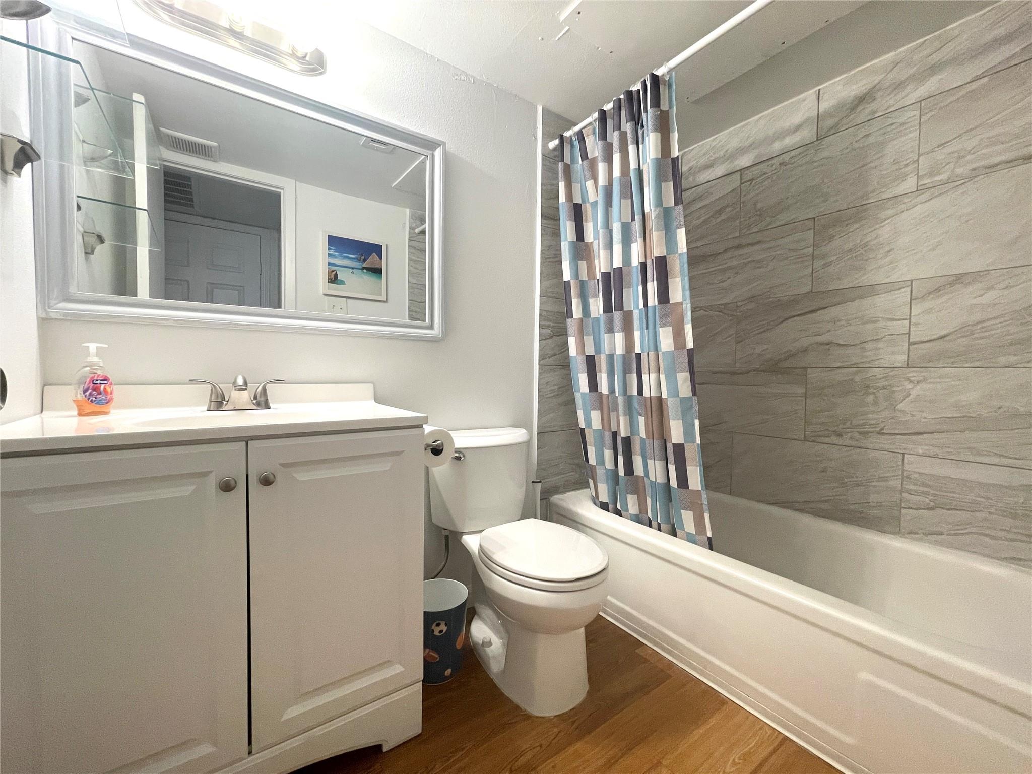 2207 Leon St # 309, Austin, TX 78705