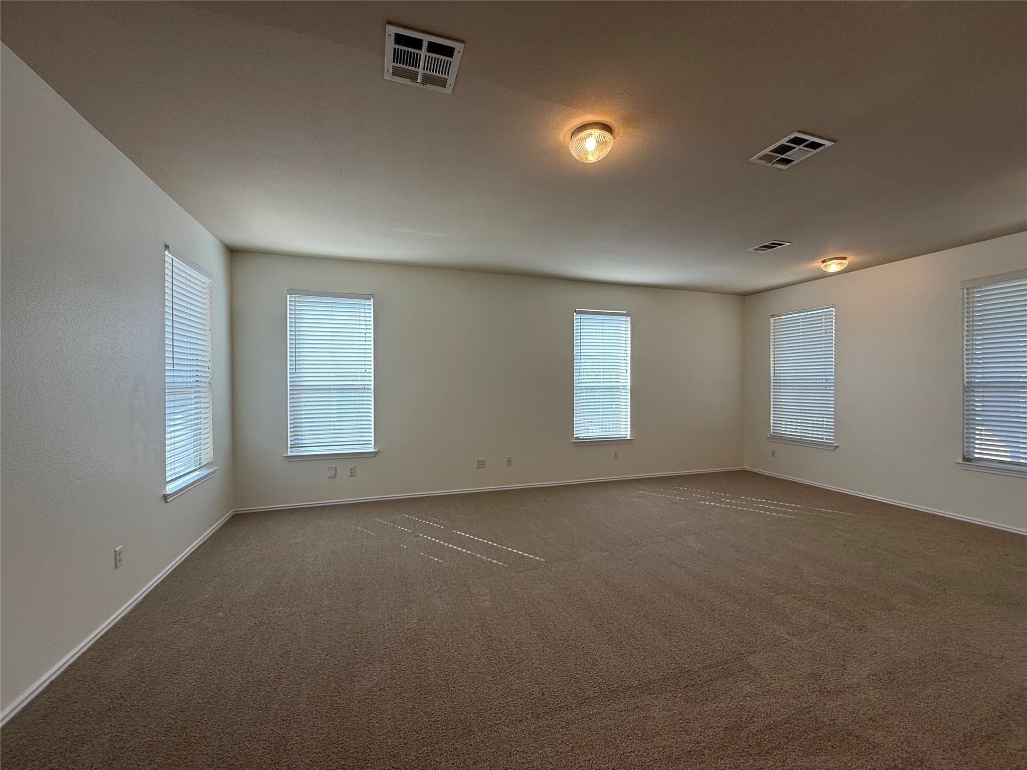 104 Lava Bed Dr, Pflugerville, TX 78660