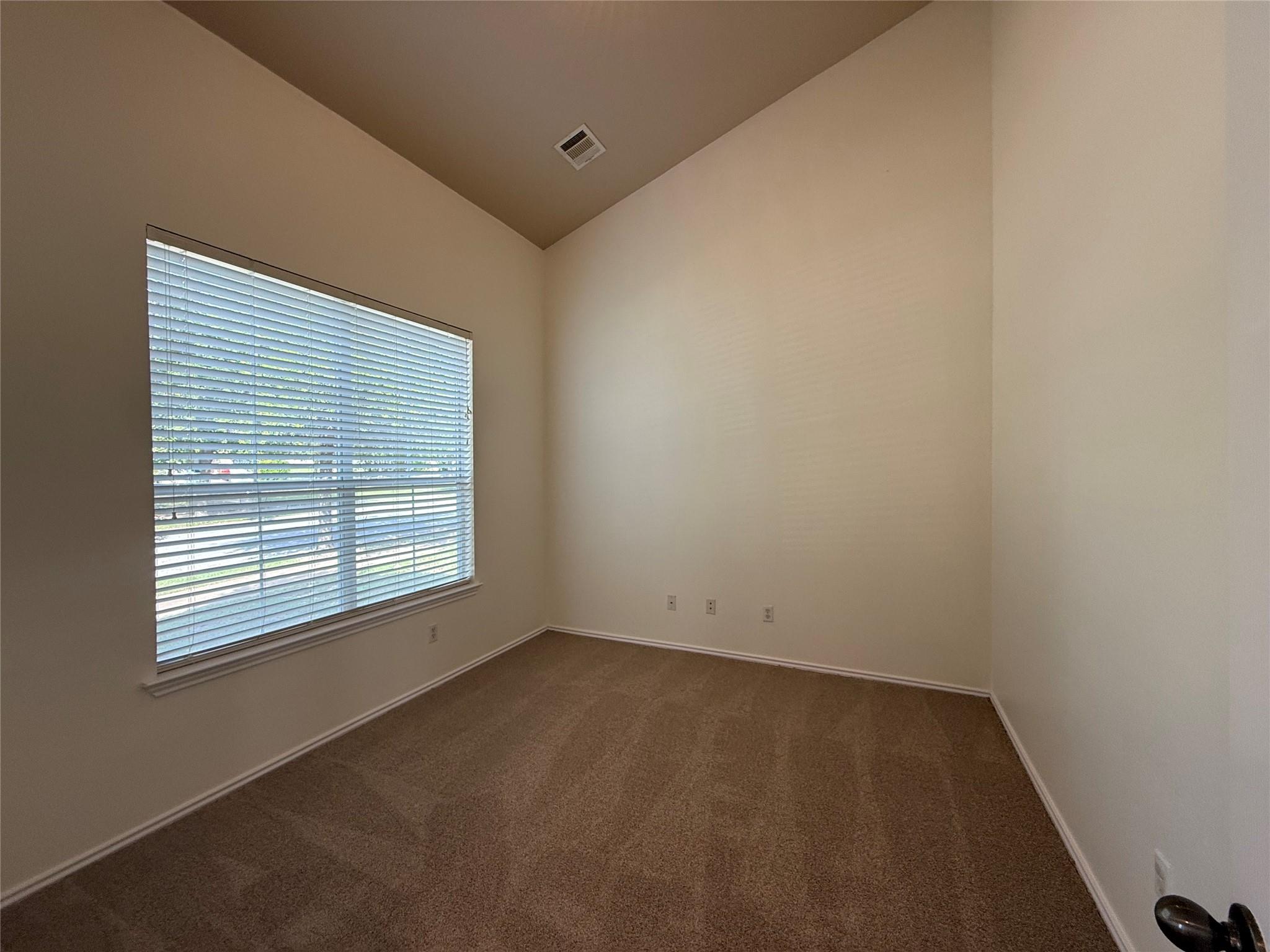 104 Lava Bed Dr, Pflugerville, TX 78660