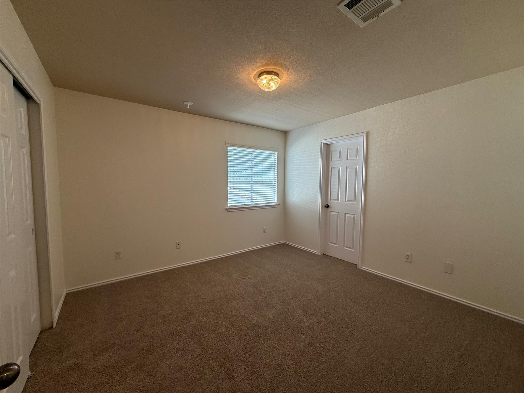 104 Lava Bed Dr, Pflugerville, TX 78660
