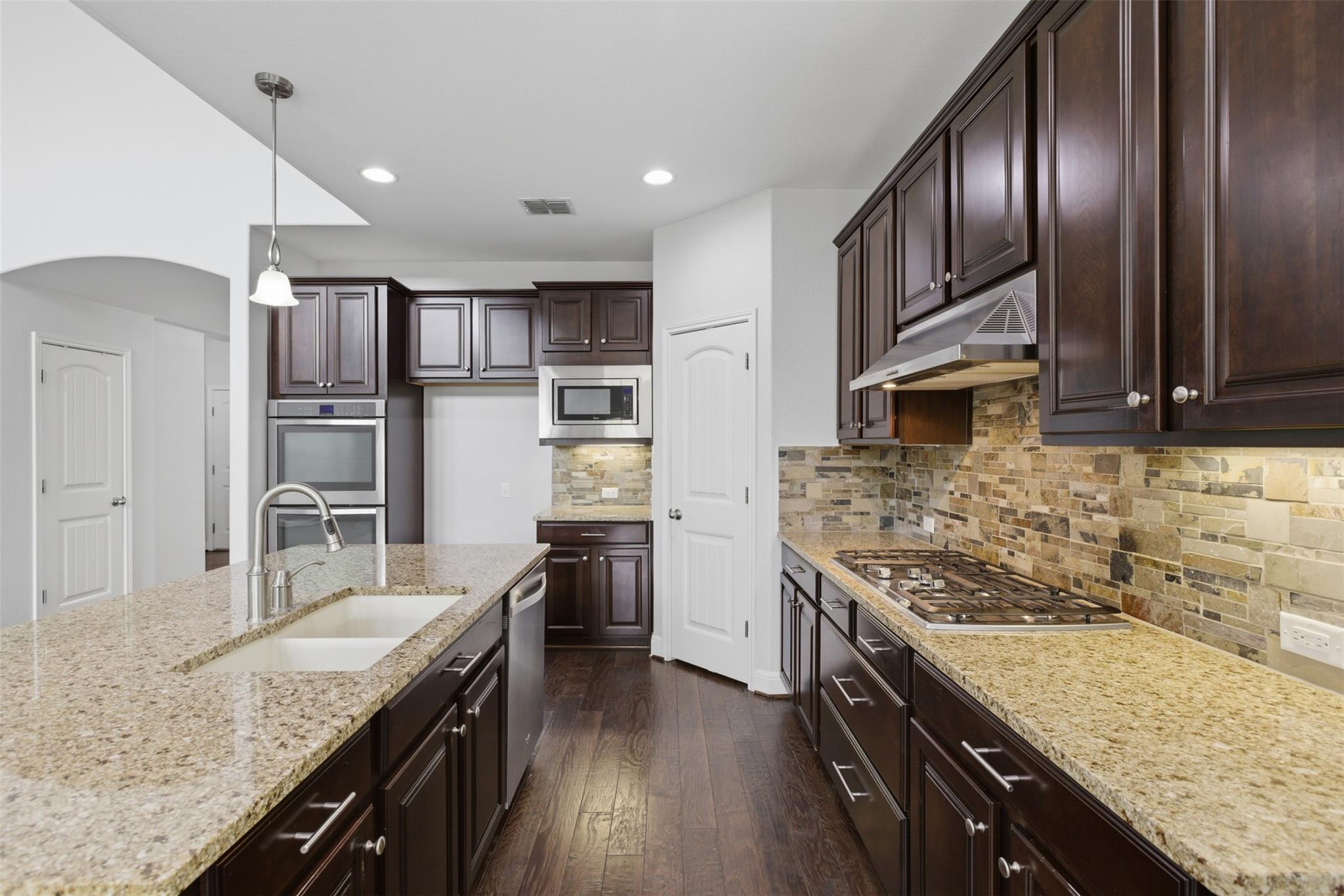 1017 Fred Couples Ct, Round Rock, TX 78664