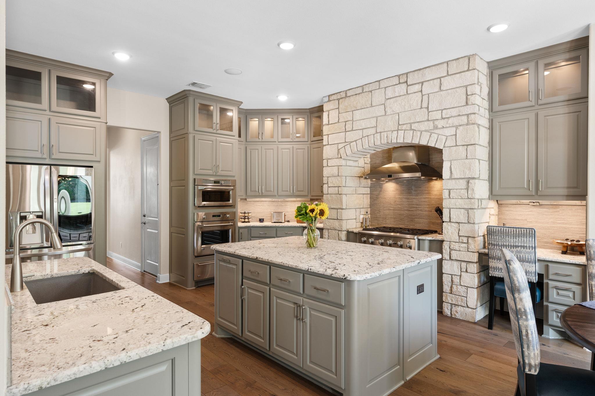 3925 Veneto Cir, Leander, TX 78641