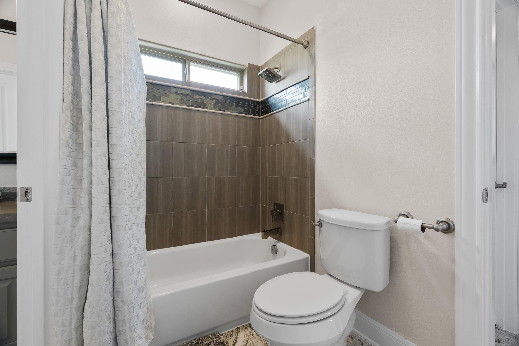 3925 Veneto Cir, Leander, TX 78641