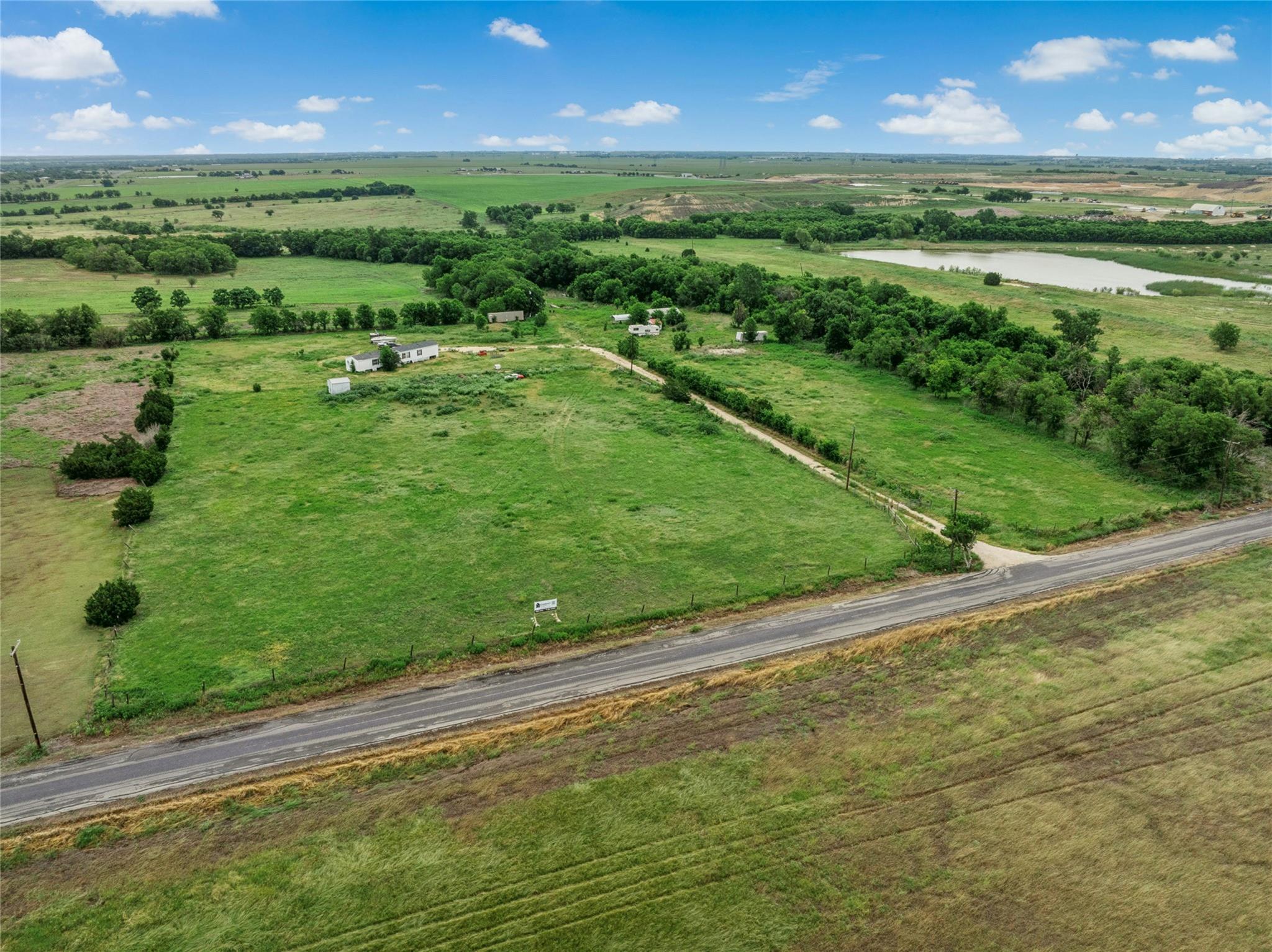 2655 County Road 130, Hutto, TX 78634