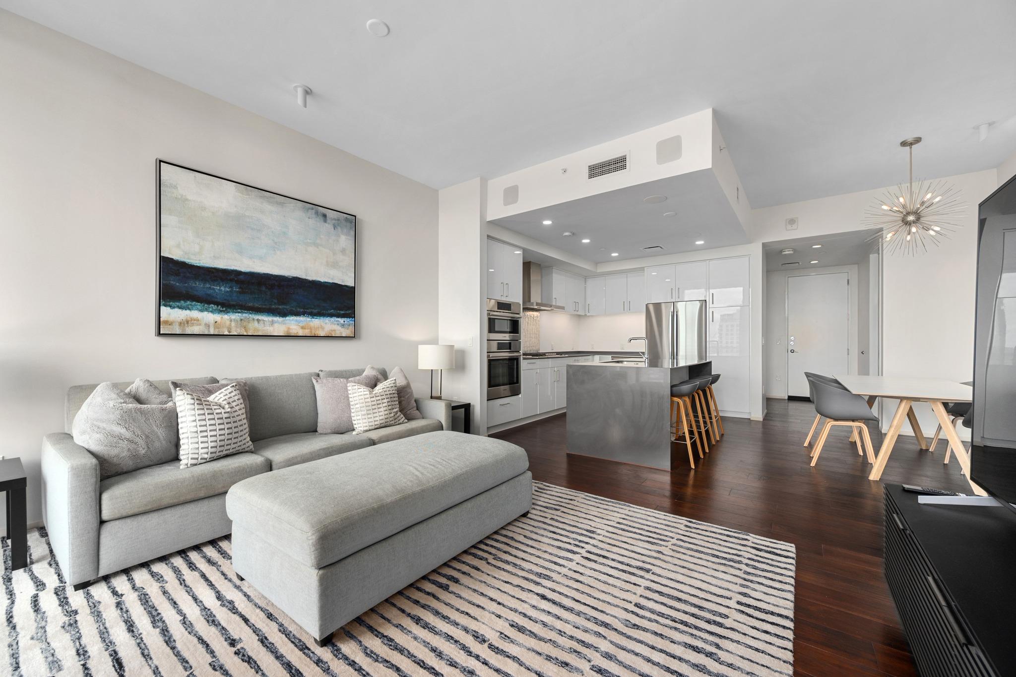 301 West Ave # 3208, Austin, TX 78701