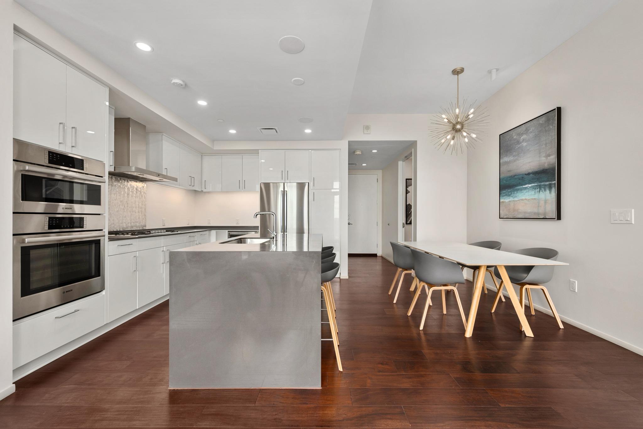 301 West Ave # 3208, Austin, TX 78701