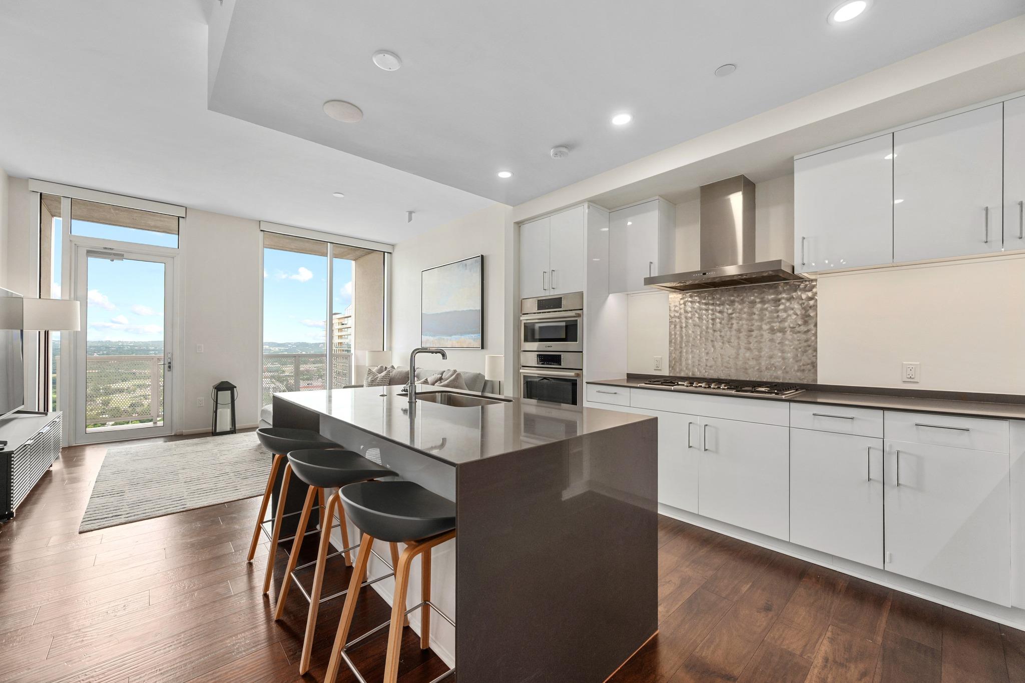 301 West Ave # 3208, Austin, TX 78701