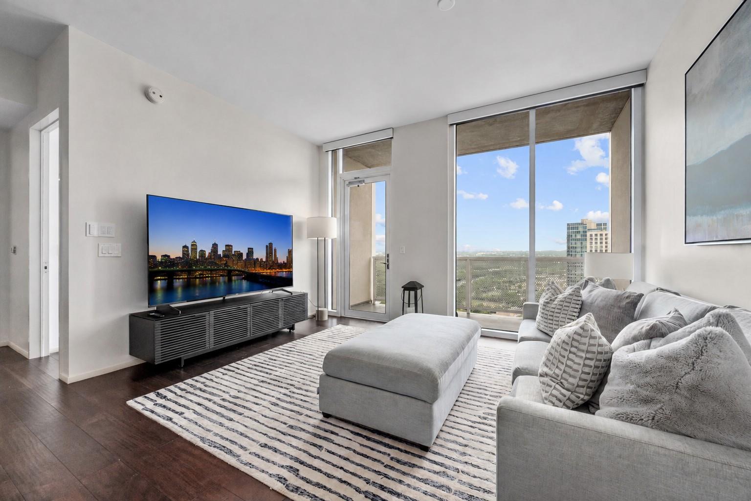 301 West Ave # 3208, Austin, TX 78701