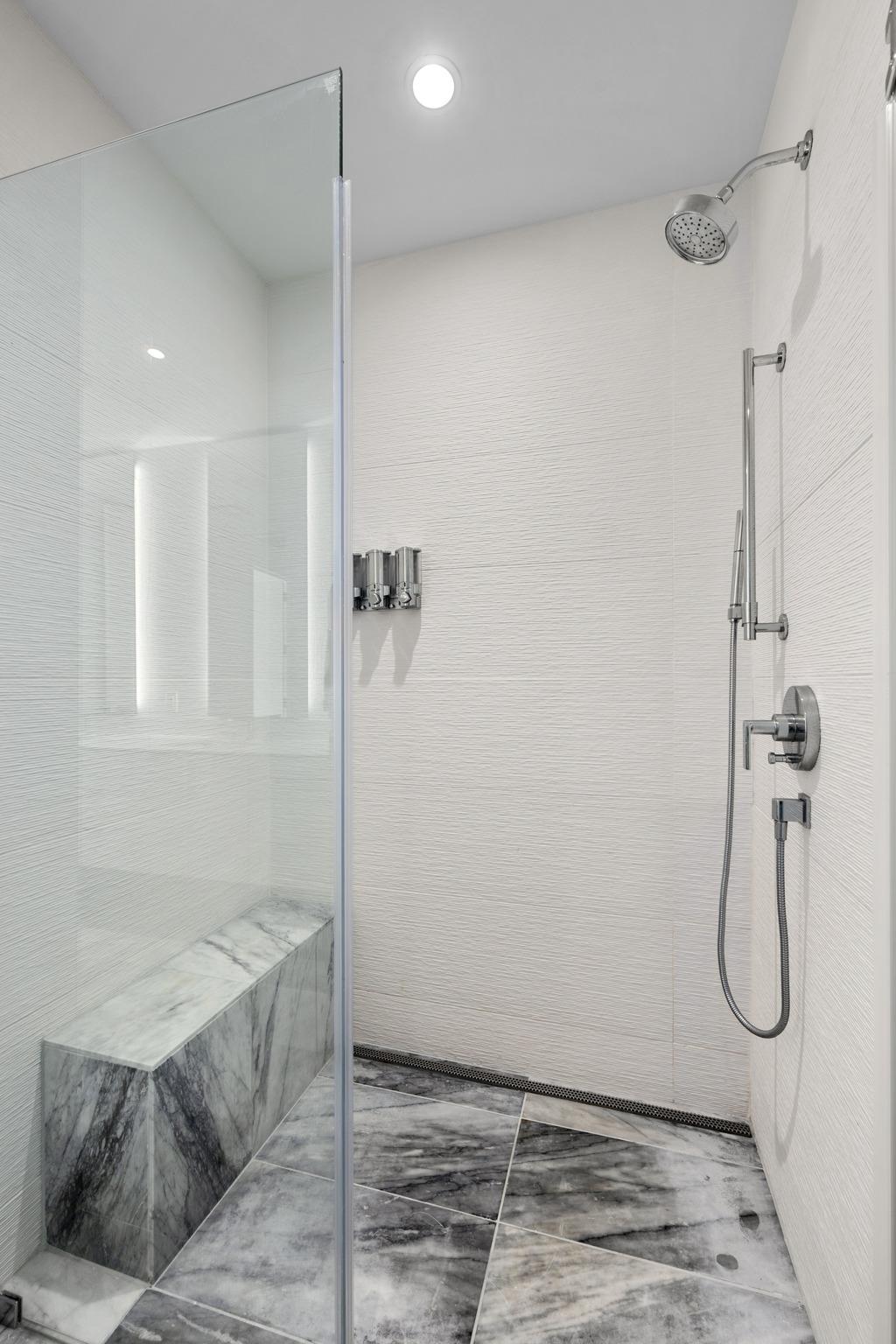 301 West Ave # 3208, Austin, TX 78701