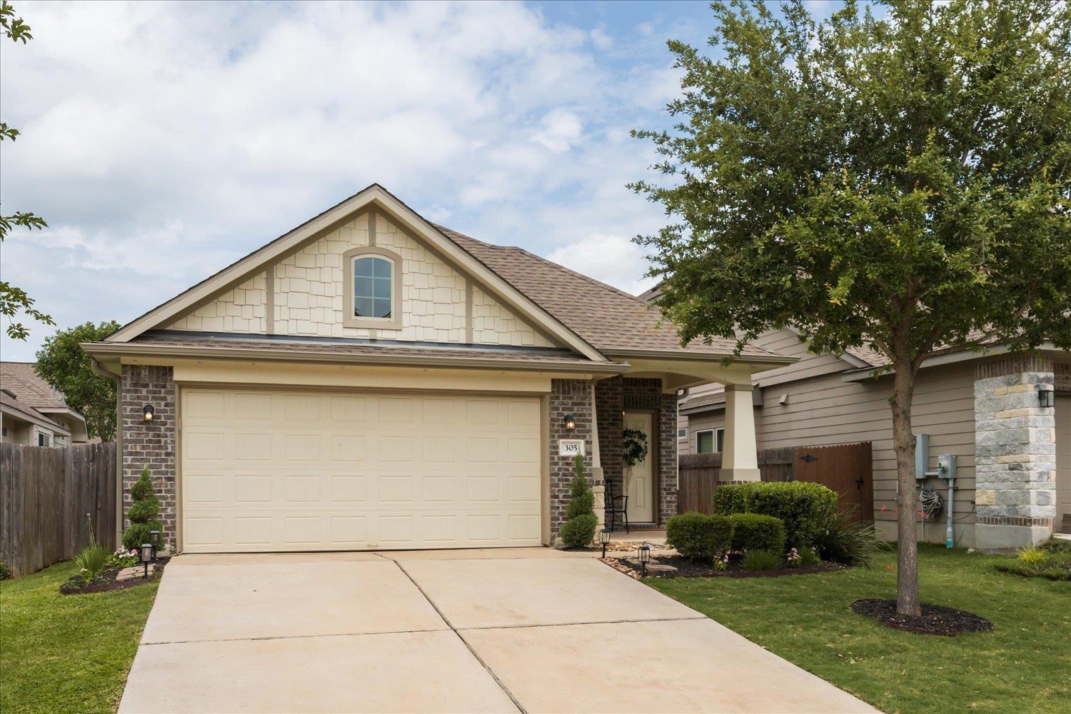 305 Hay Barn St, San Marcos, TX 78666