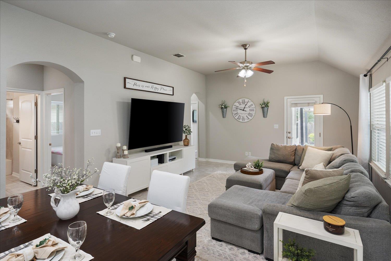 305 Hay Barn St, San Marcos, TX 78666