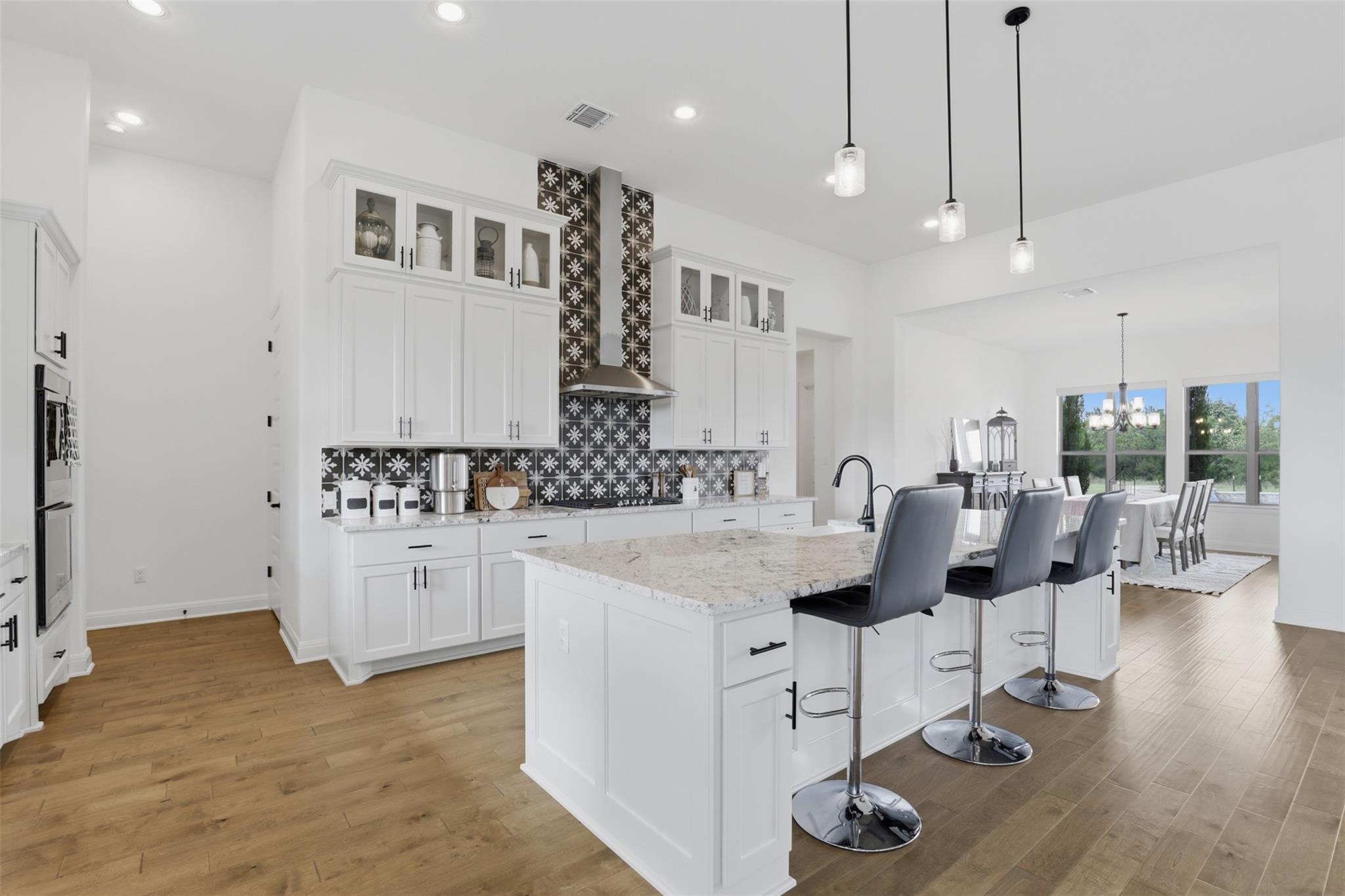 301 Wonderstruck, Liberty Hill, TX 78642