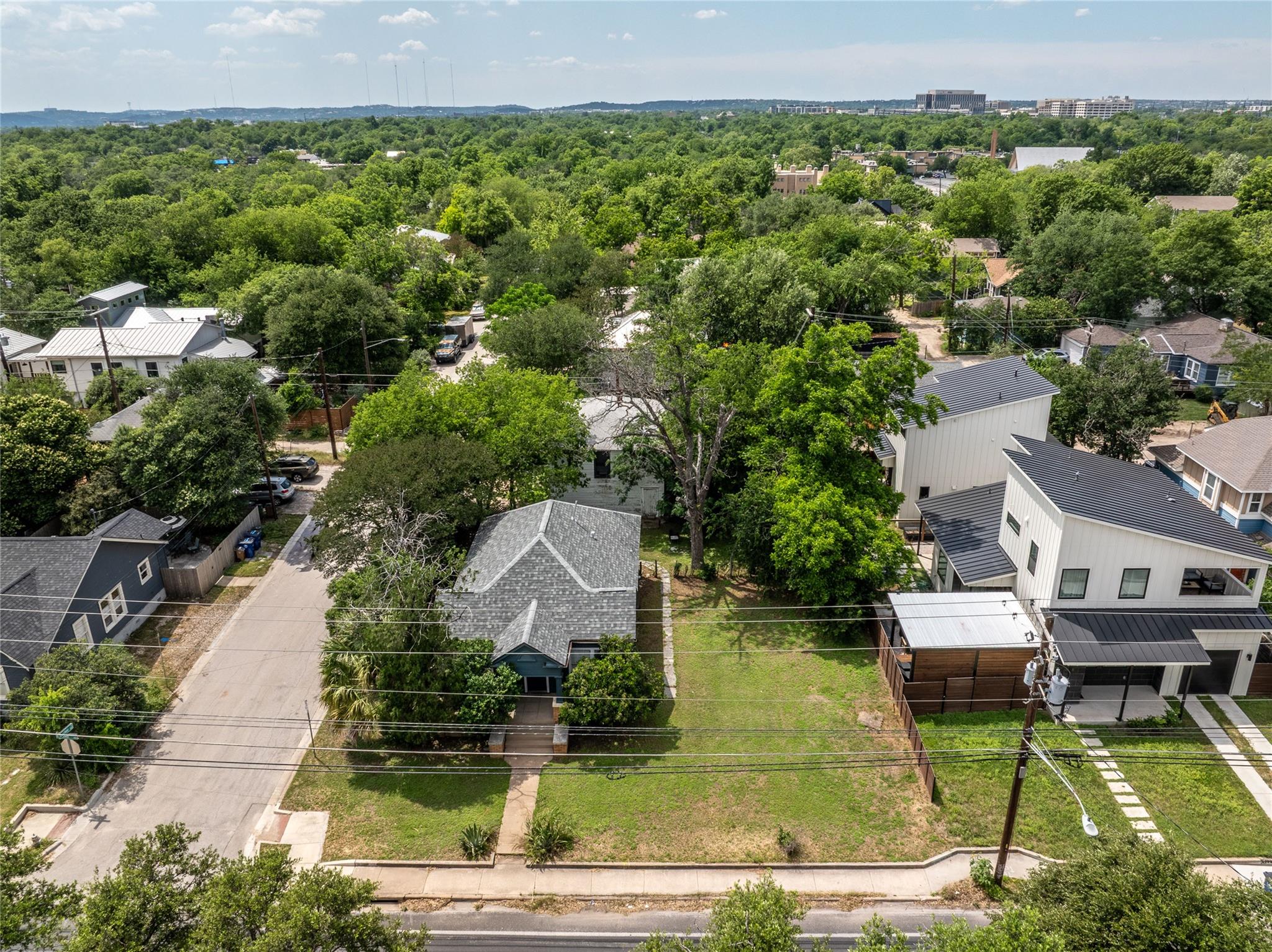 4414 Red River St, Austin, TX 78751