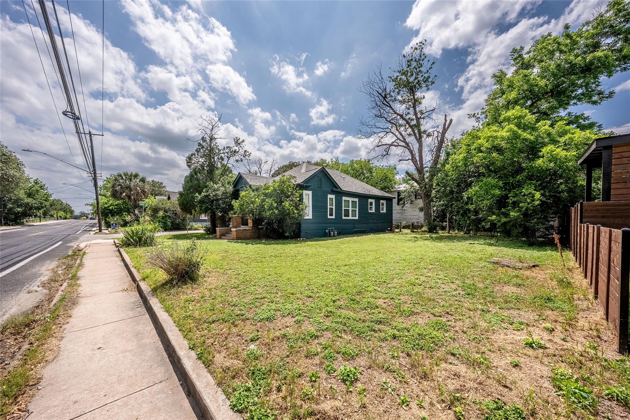 4414 Red River St, Austin, TX 78751