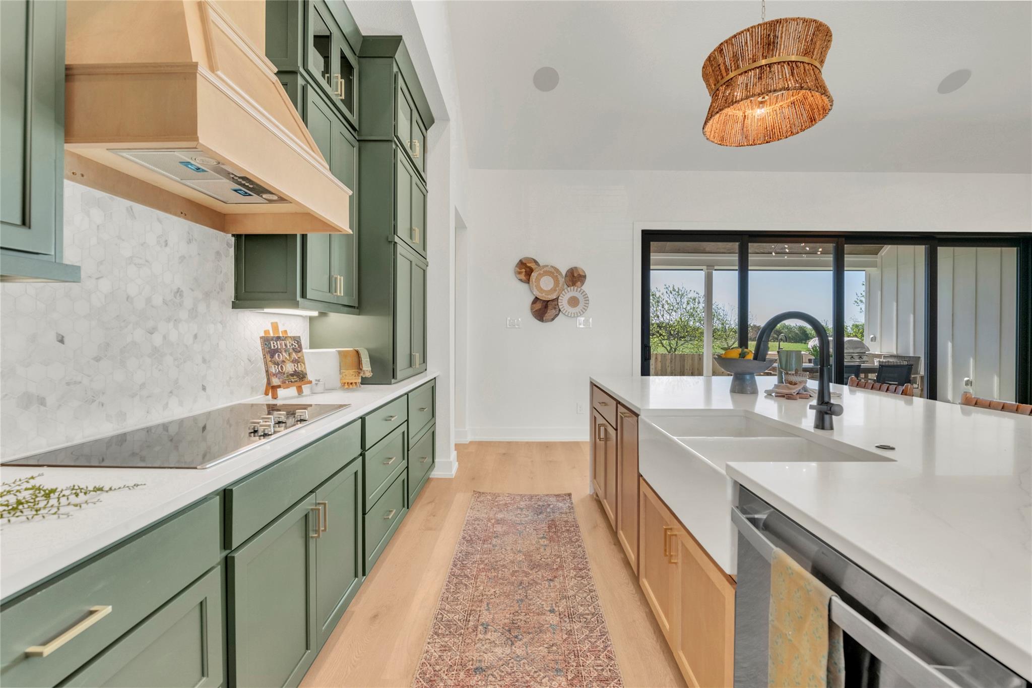 6612 King Oaks Blvd, Salado, TX 76571