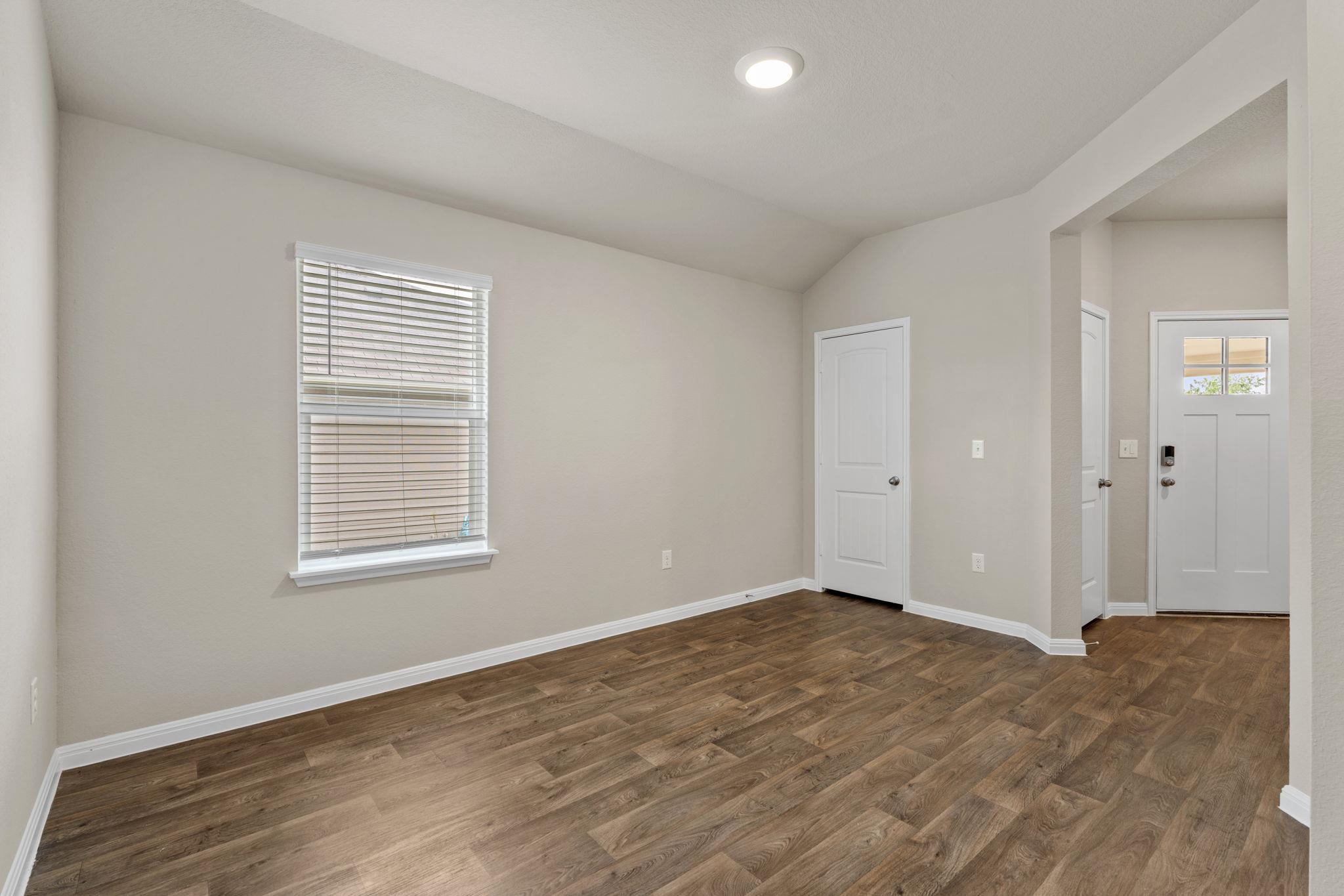 215 Bunting Ln, Bertram, TX 78605