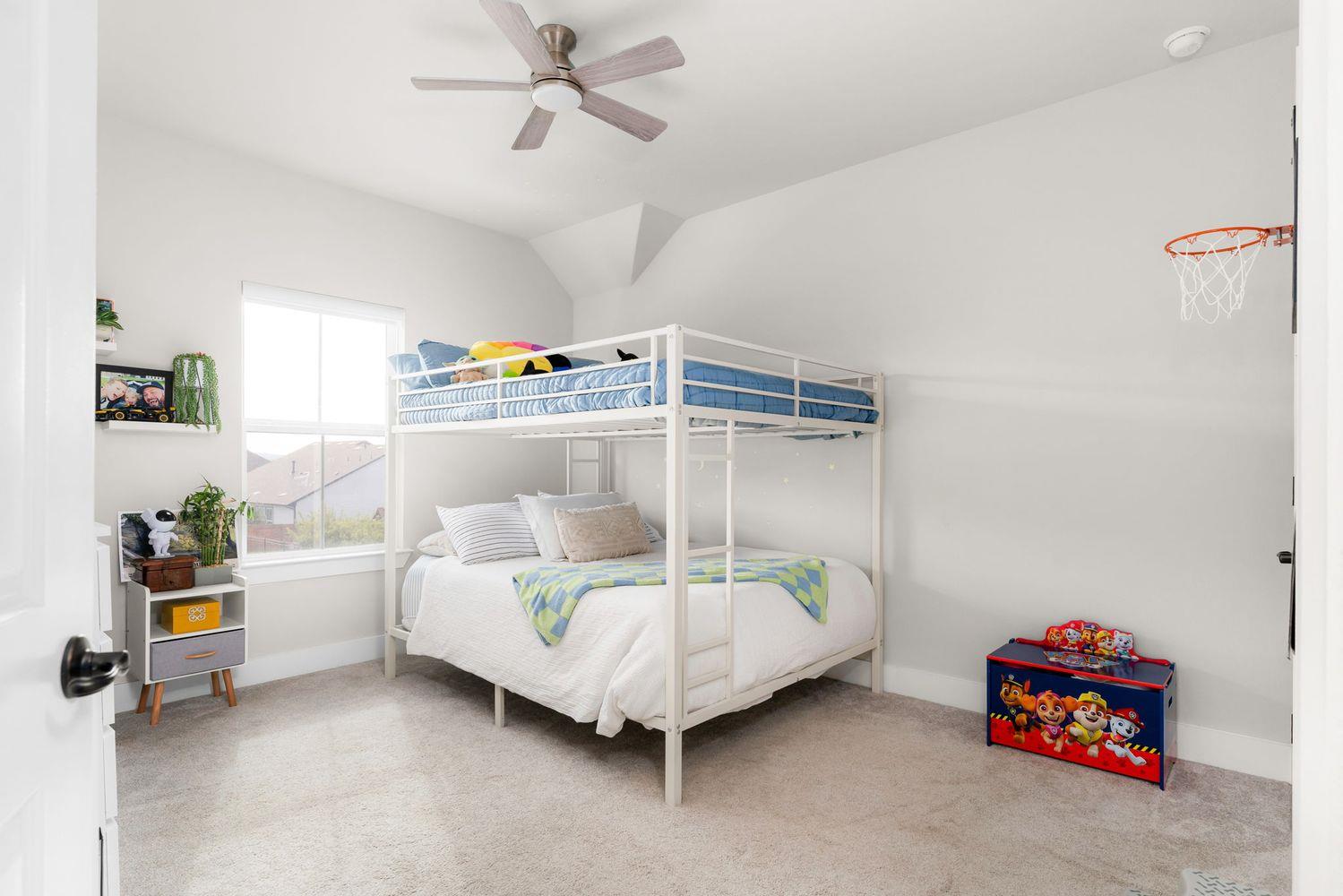 137 Crescent Moon Ct, Dripping Springs, TX 78620