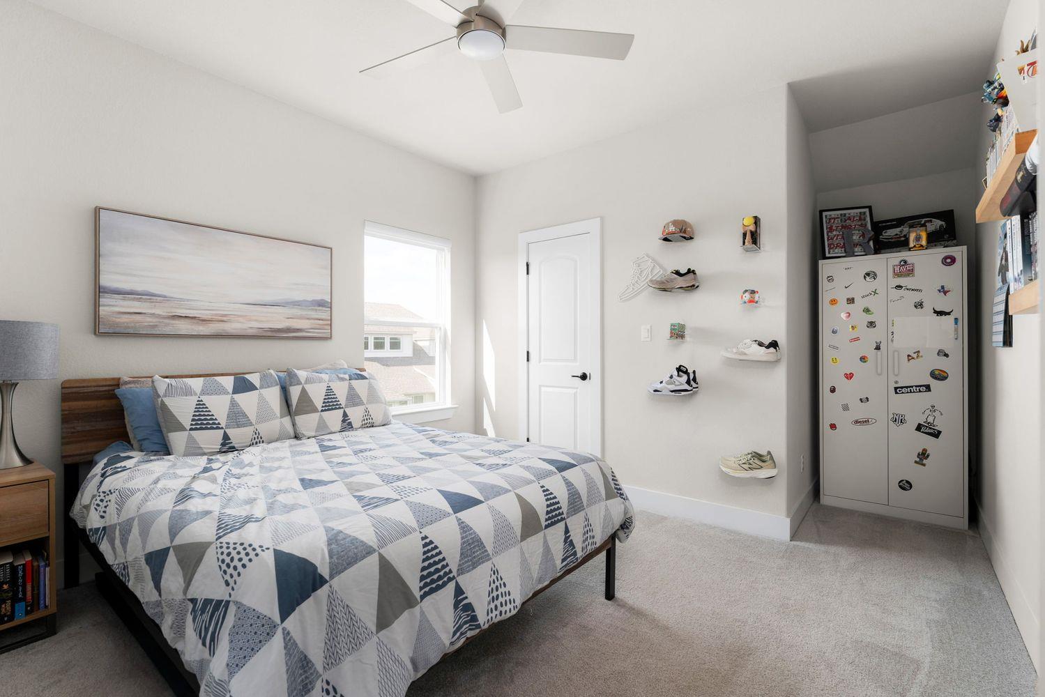 137 Crescent Moon Ct, Dripping Springs, TX 78620