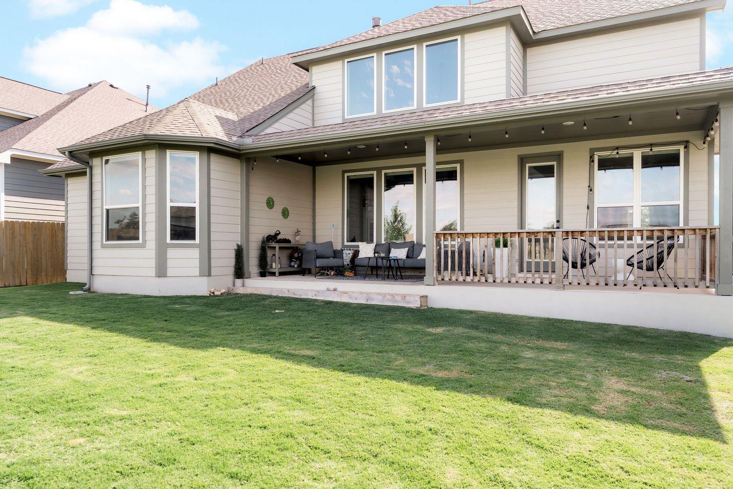 137 Crescent Moon Ct, Dripping Springs, TX 78620