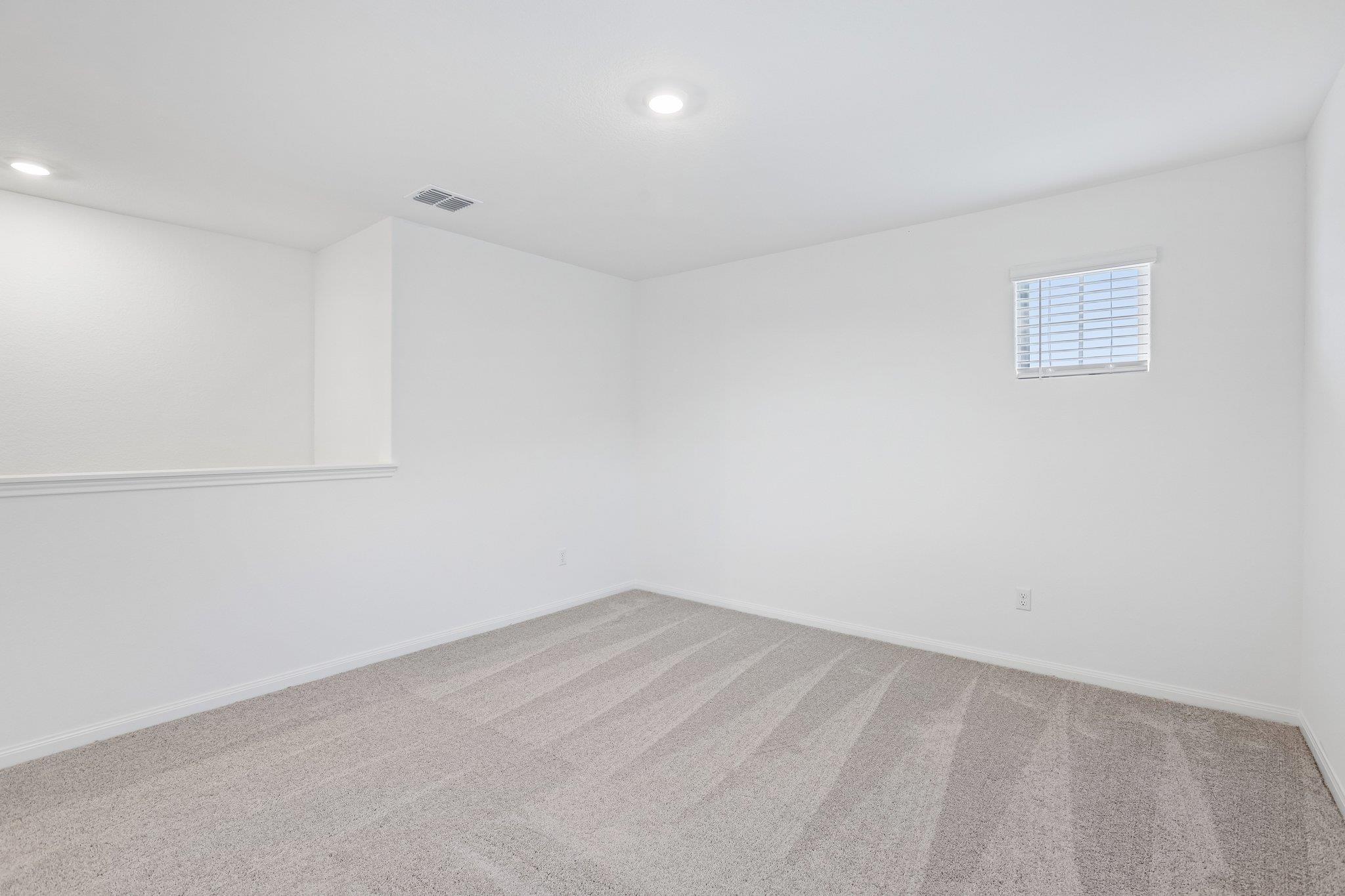 18400 Stellers Sea St, Elgin, TX 78621