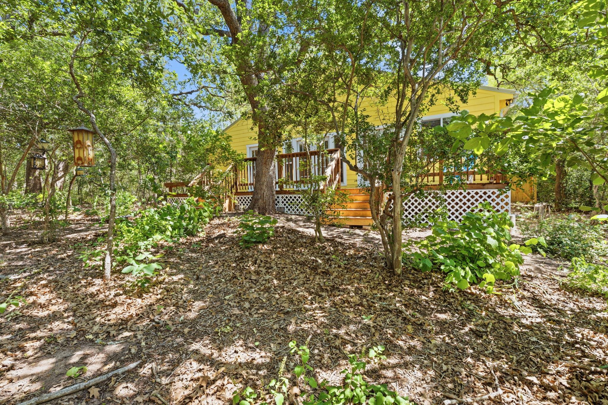 1998 Upper Elgin River Rd, Elgin, TX 78621