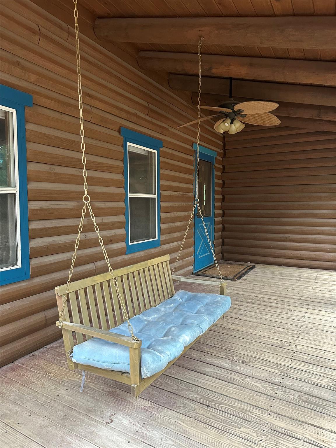 1053 E County Road F, Lexington, TX 78947